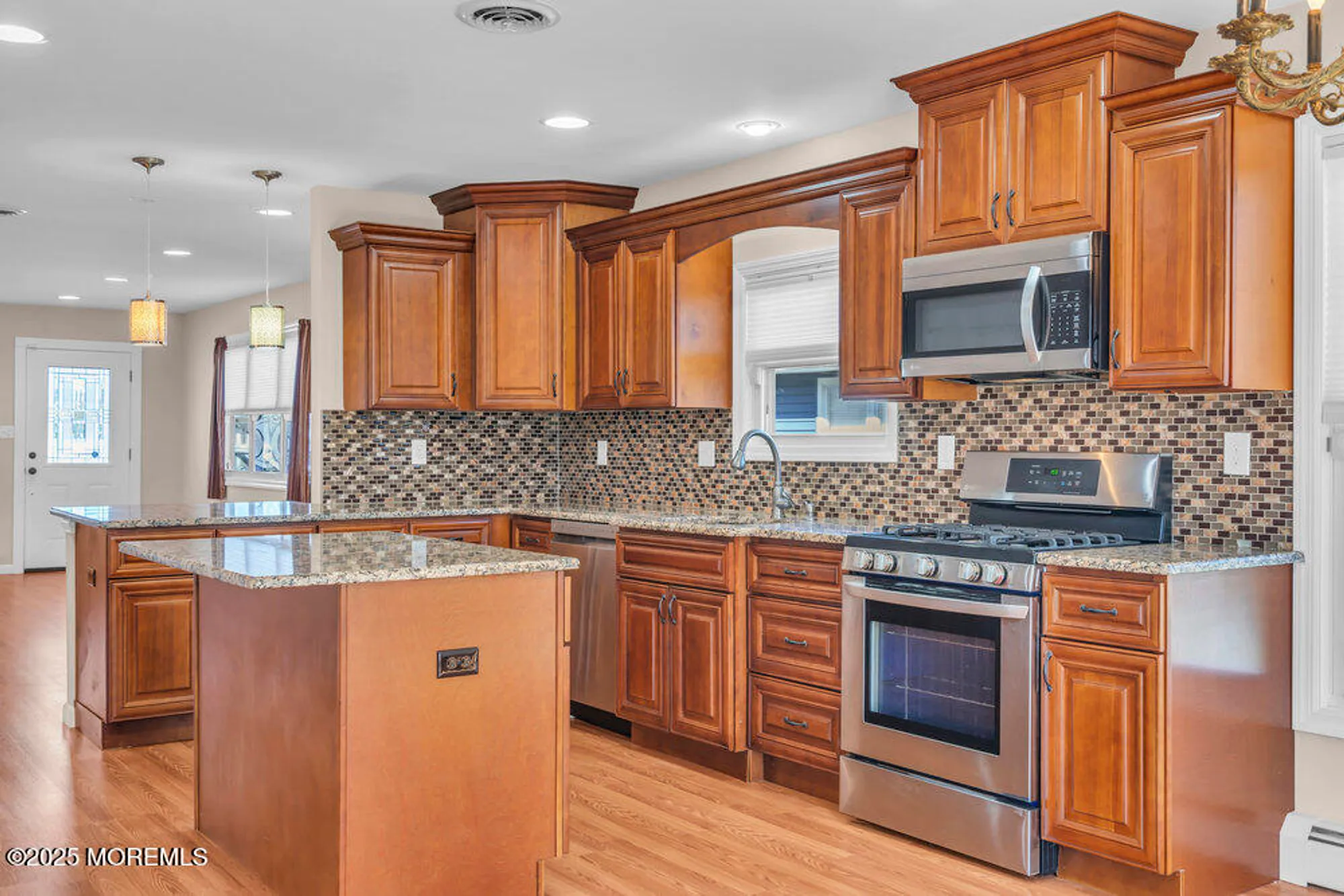 Property Slideshow image 17 of 36 | 32 harrington dr, Toms River, NJ, 08757