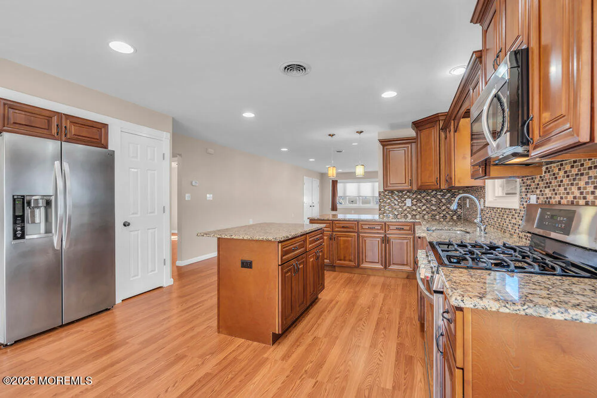 Property Slideshow image 19 of 36 | 32 harrington dr, Toms River, NJ, 08757