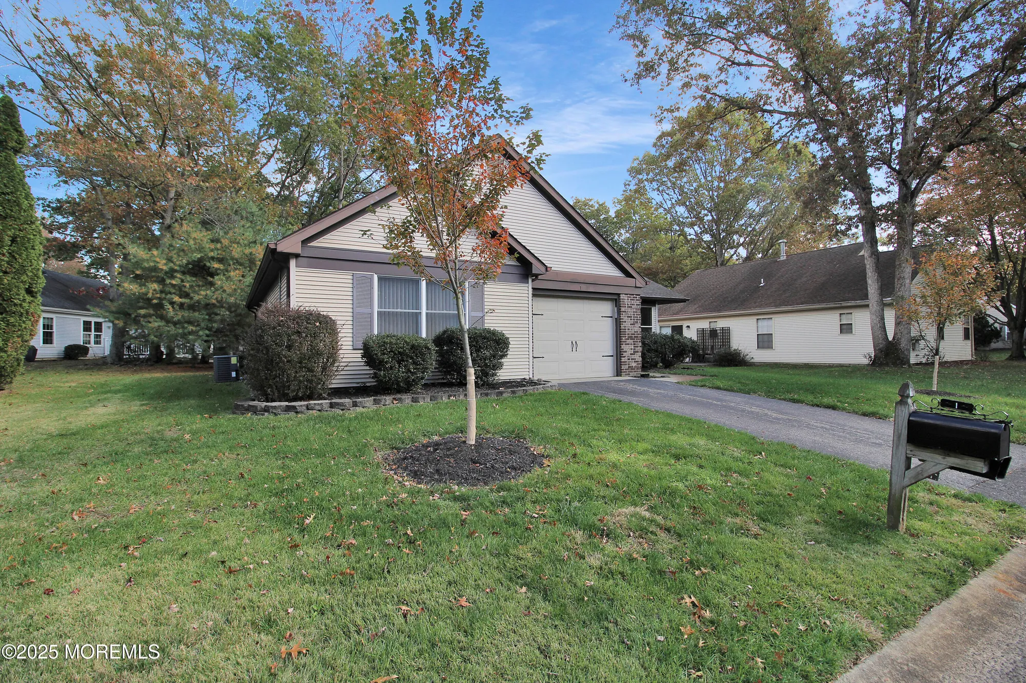 Property Slideshow image 32 of 38 | 1 morning glory ln, Whiting, NJ, 08759