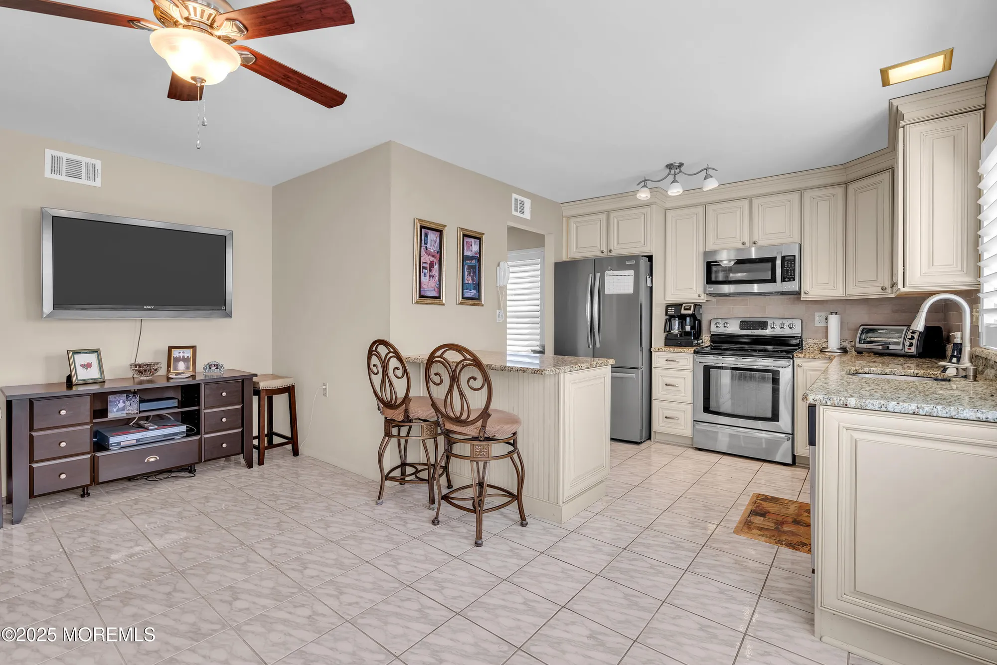 Property Slideshow image 11 of 35 | 71 buckingham dr, Manchester, NJ, 08759
