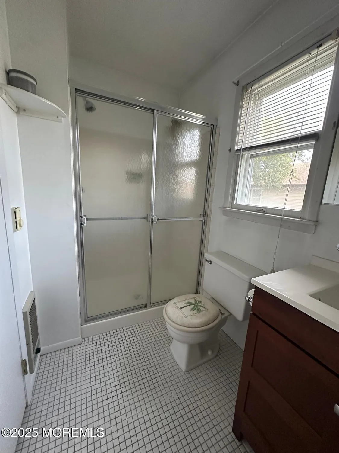 Property Slideshow image 26 of 39 | 53 sycamore rd, Manahawkin, NJ, 08050