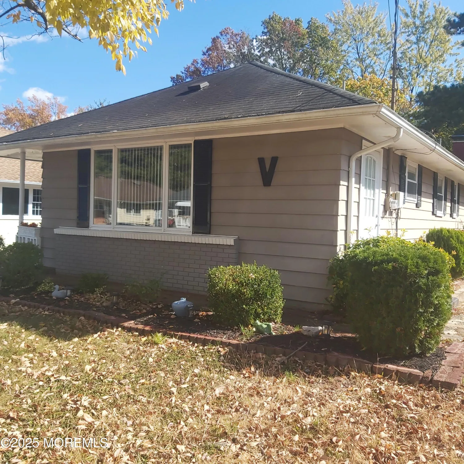 Property Slideshow image 1 of 12 | 2217 mount hood ln, Toms River, NJ, 08753