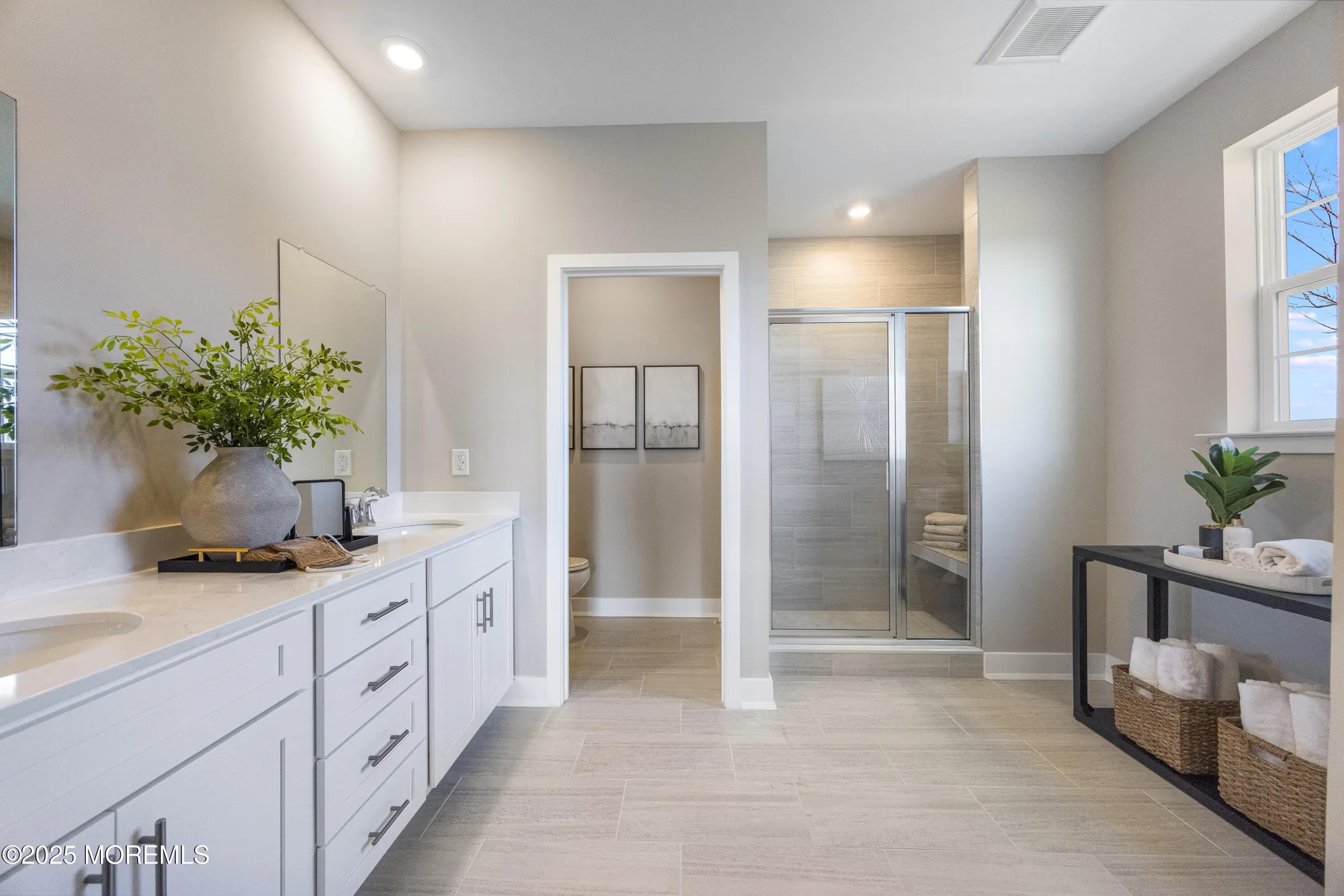 Property Slideshow image 14 of 41 | 94 fillmore dr, Monroe, NJ, 08831