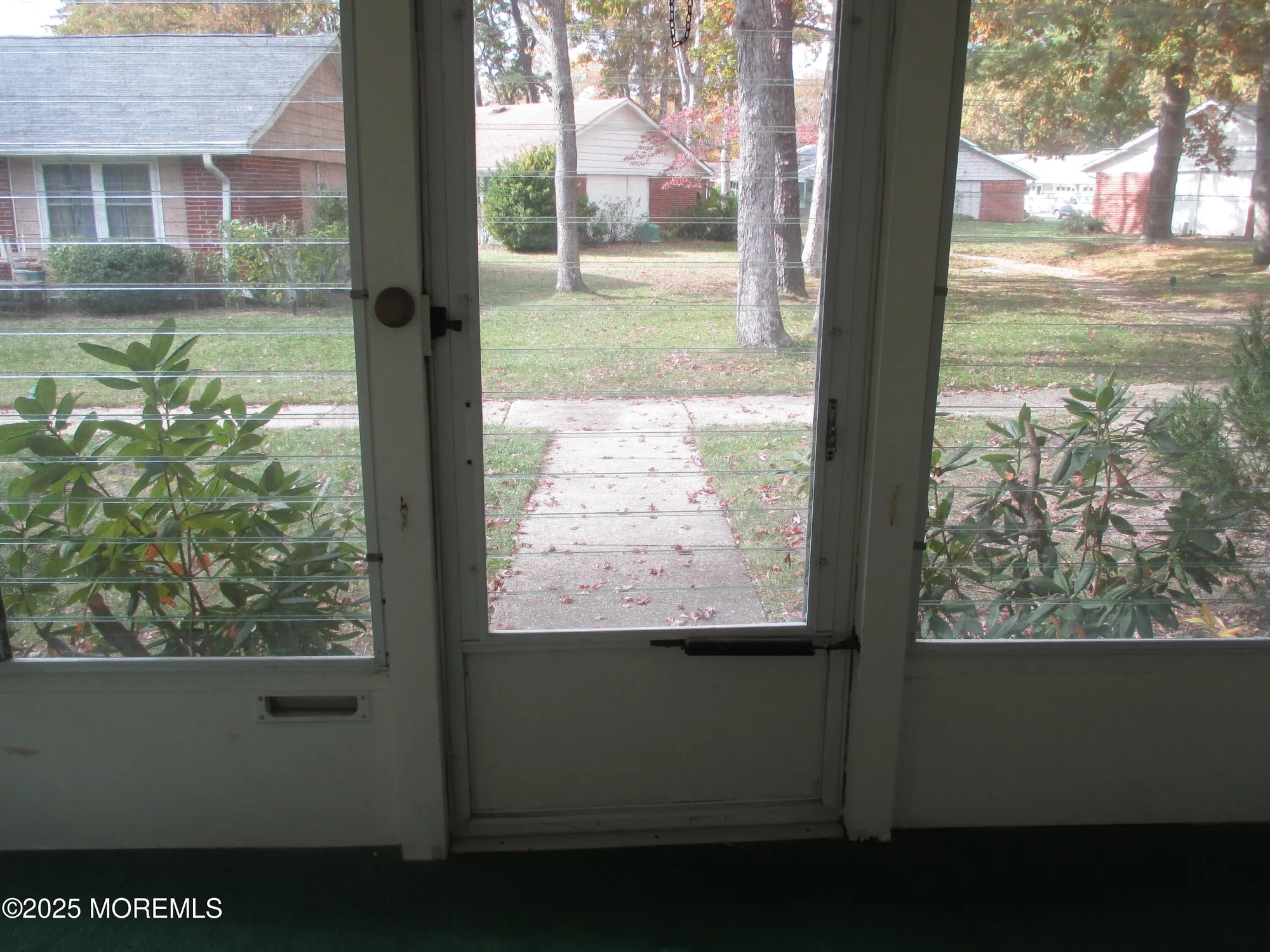 Property Slideshow image 4 of 24 | 681b new castle ct, Lakewood, NJ, 08701