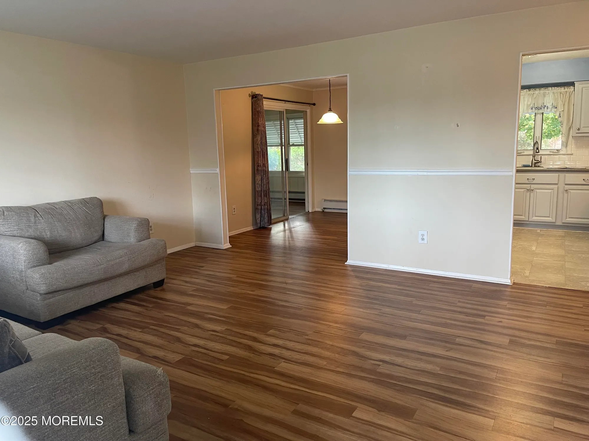 Property Slideshow image 5 of 24 | 7 whitmore ct, Toms River, NJ, 08757