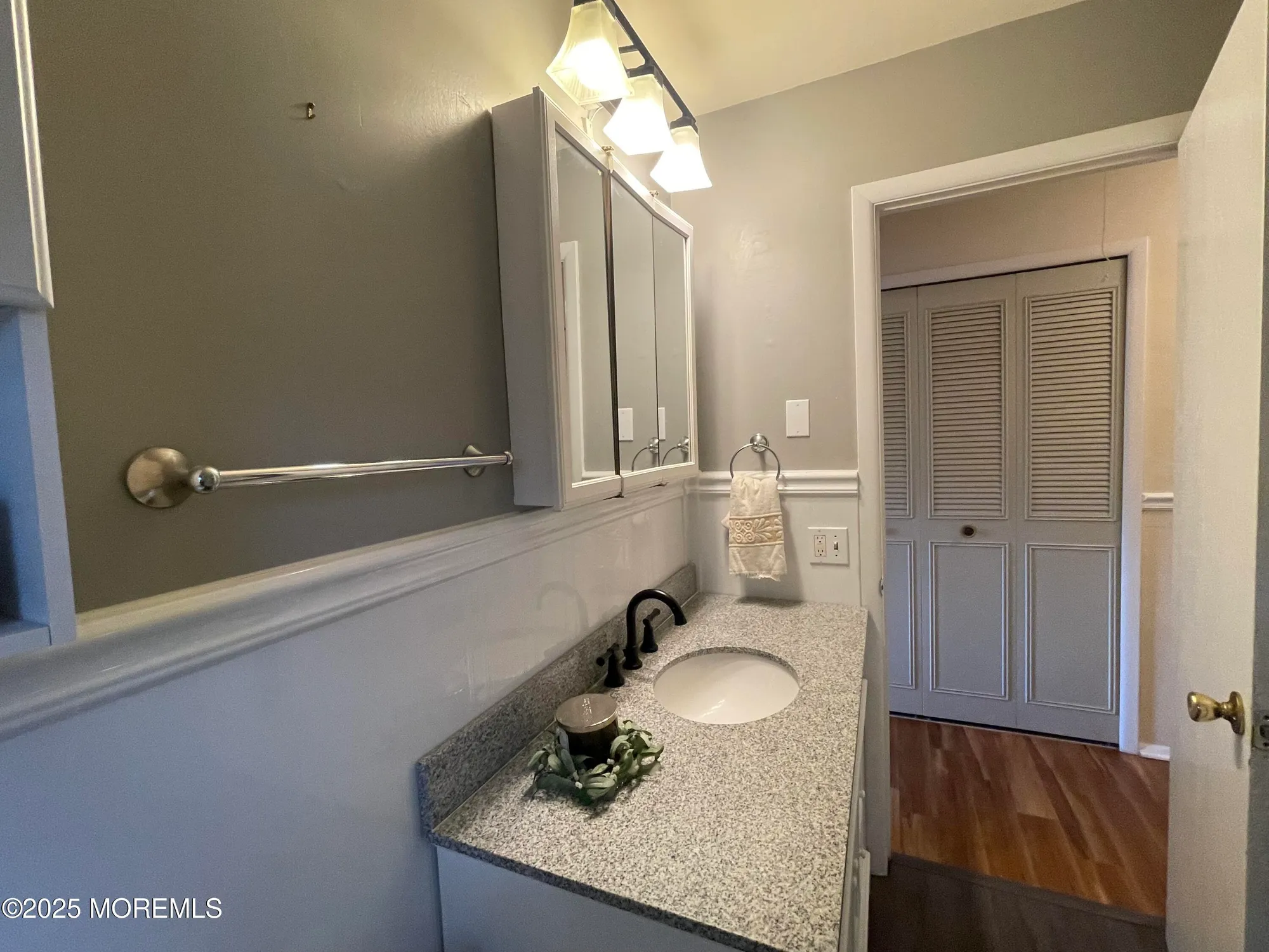 Property Slideshow image 16 of 24 | 7 whitmore ct, Toms River, NJ, 08757