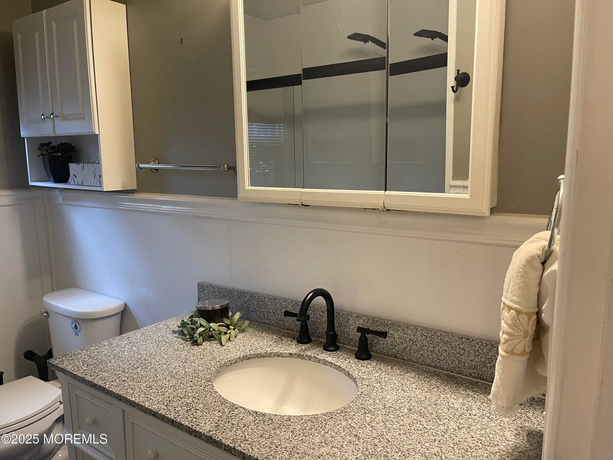 Property Slideshow image 14 of 24 | 7 whitmore ct, Toms River, NJ, 08757