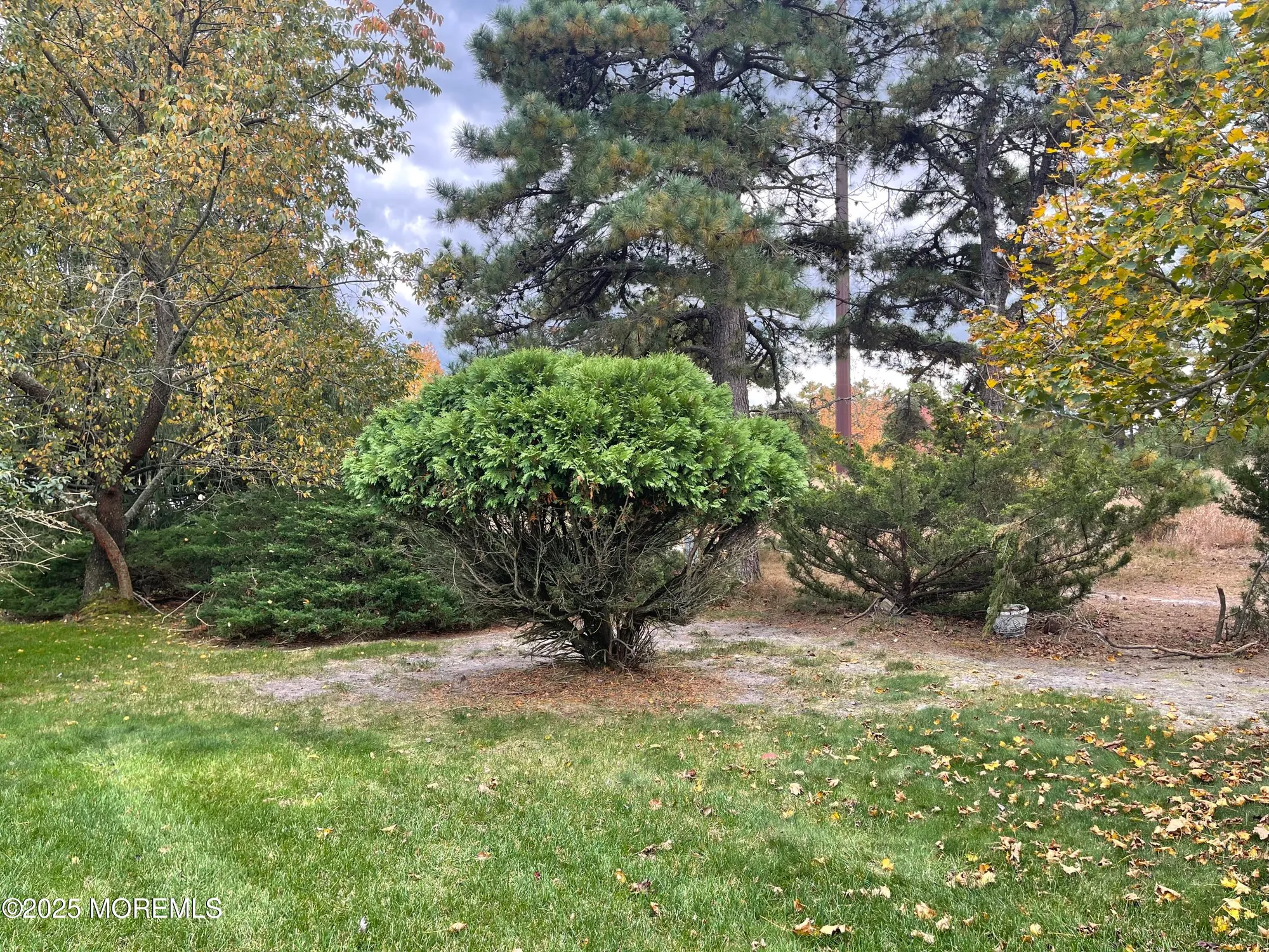 Property Slideshow image 22 of 24 | 7 whitmore ct, Toms River, NJ, 08757