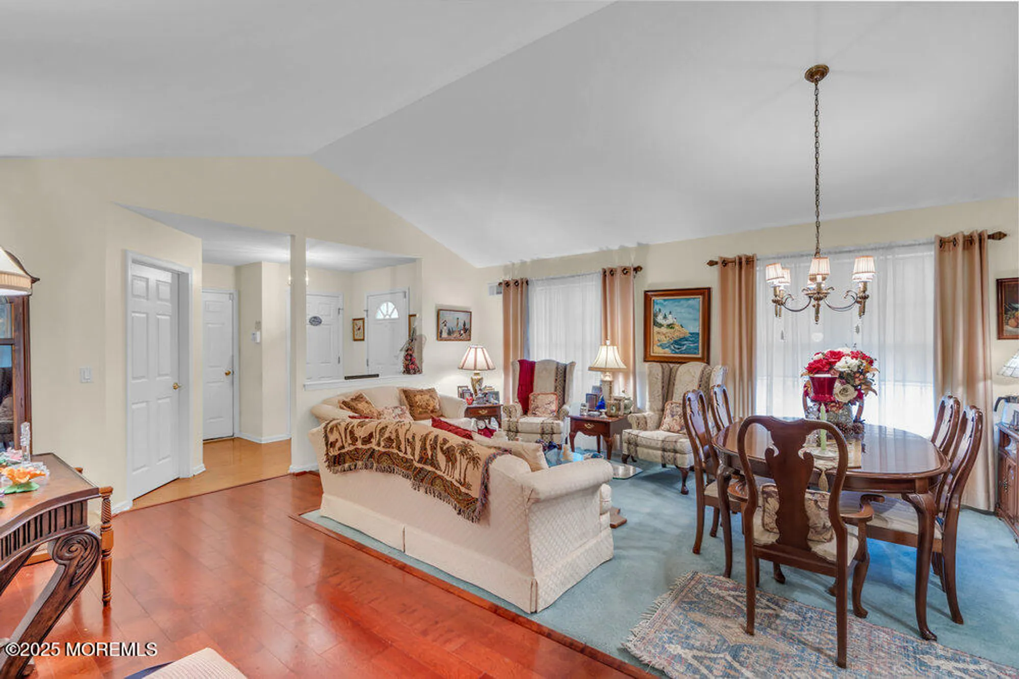 Property Slideshow image 11 of 27 | 8 schoolhouse ln, Lakewood, NJ, 08701