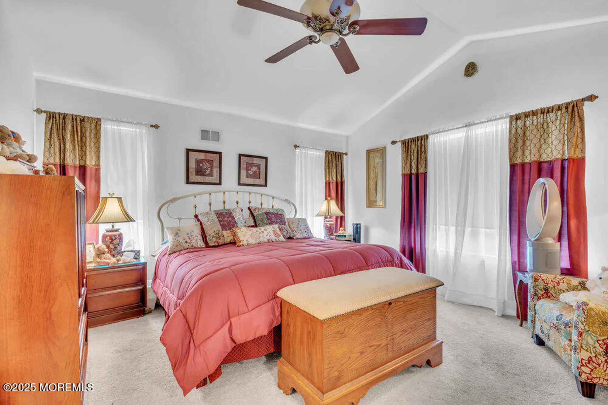 Property Slideshow image 15 of 27 | 8 schoolhouse ln, Lakewood, NJ, 08701