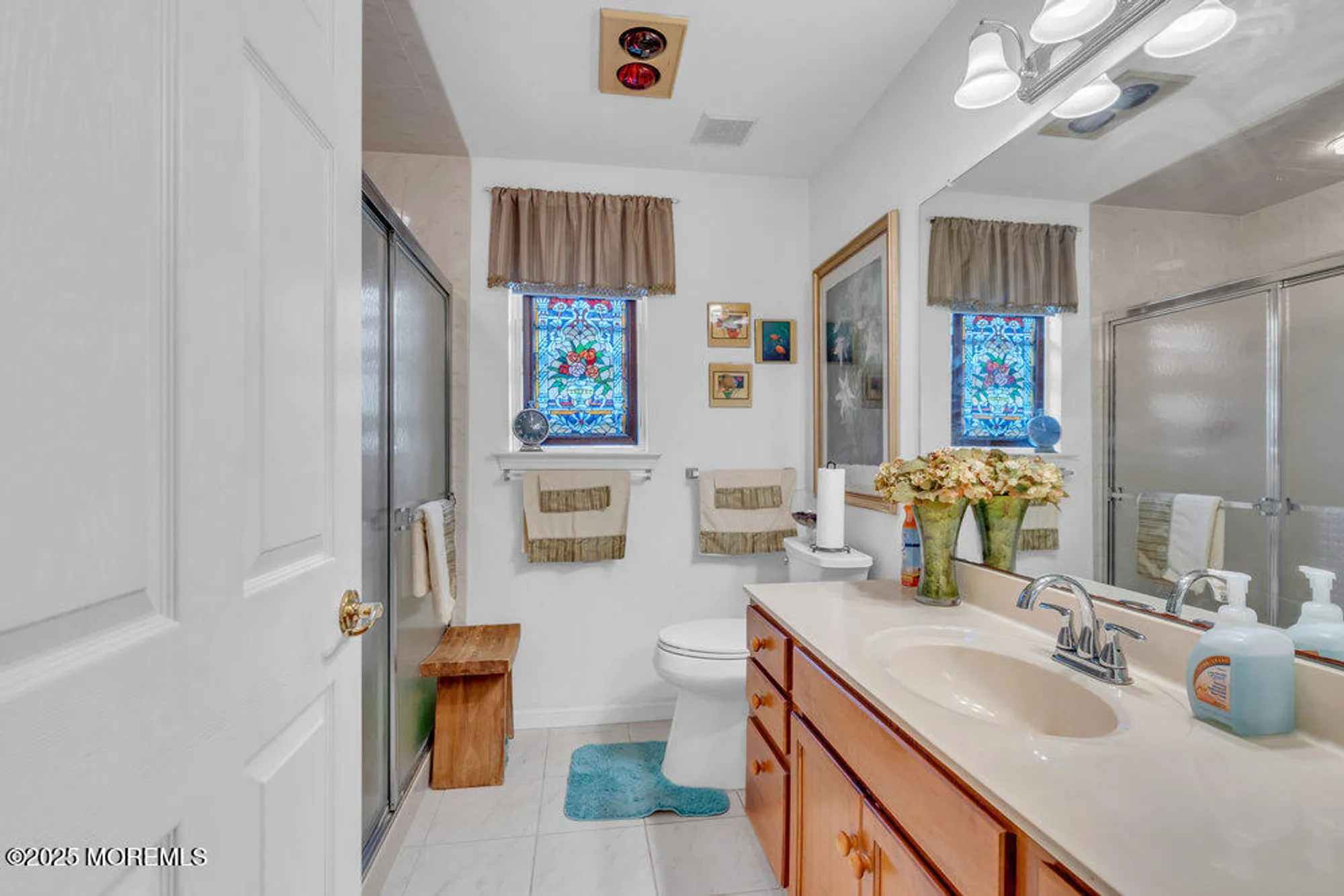 Property Slideshow image 18 of 27 | 8 schoolhouse ln, Lakewood, NJ, 08701