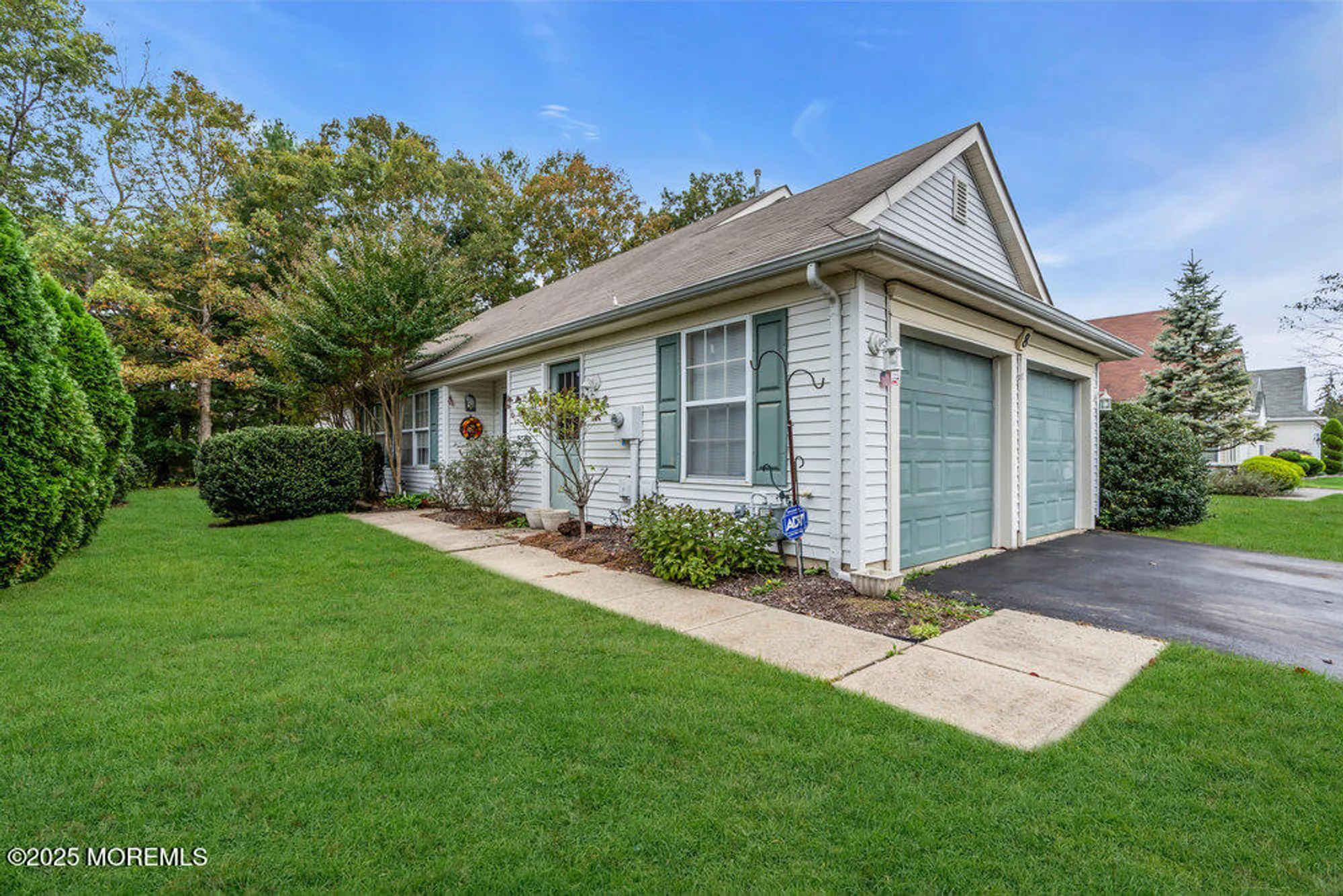 Property Slideshow image 27 of 27 | 8 schoolhouse ln, Lakewood, NJ, 08701