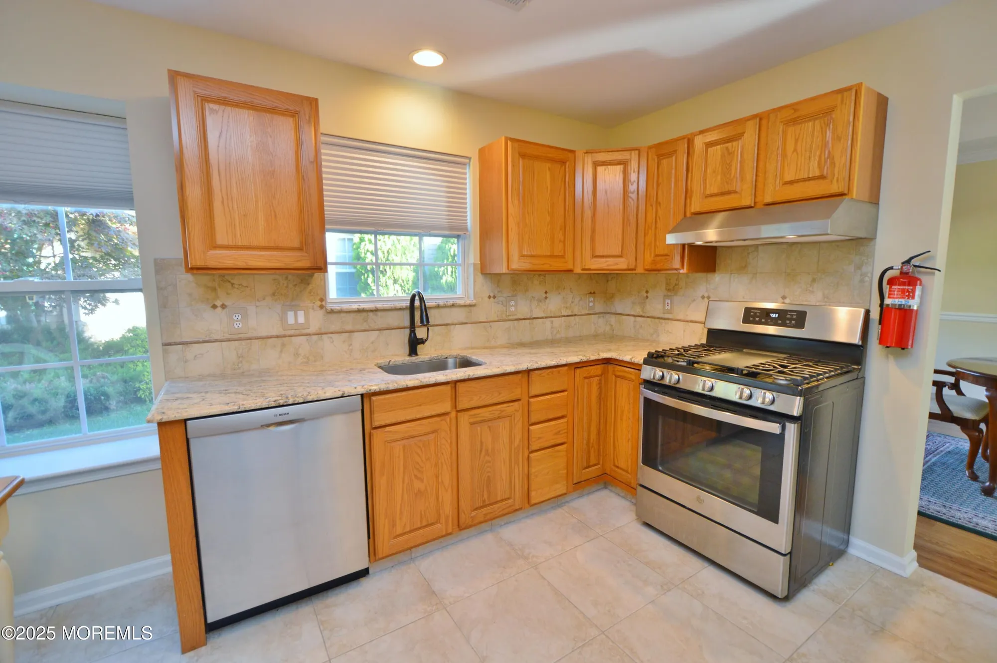Property Slideshow image 15 of 58 | 2506 woodbine ln, Toms River, NJ, 08755