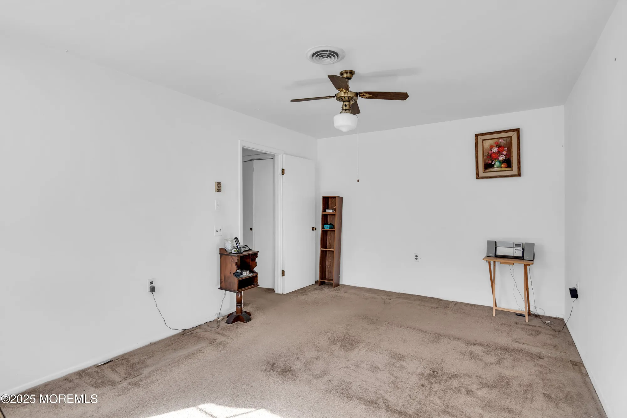 Property Slideshow image 14 of 20 | 186 constitution blvd, Whiting, NJ, 08759