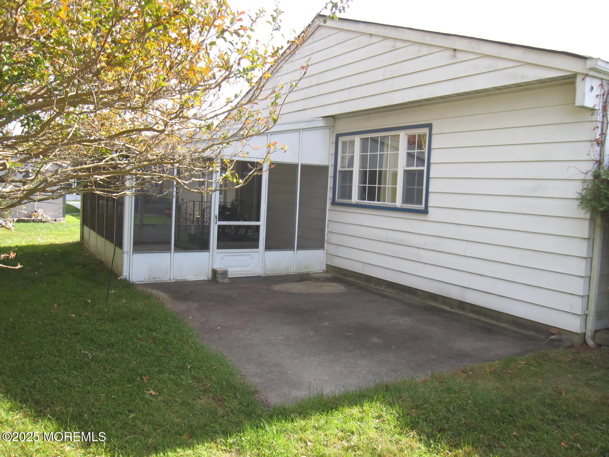 Property Slideshow image 6 of 16 | 367 port royal dr, Toms River, NJ, 08757