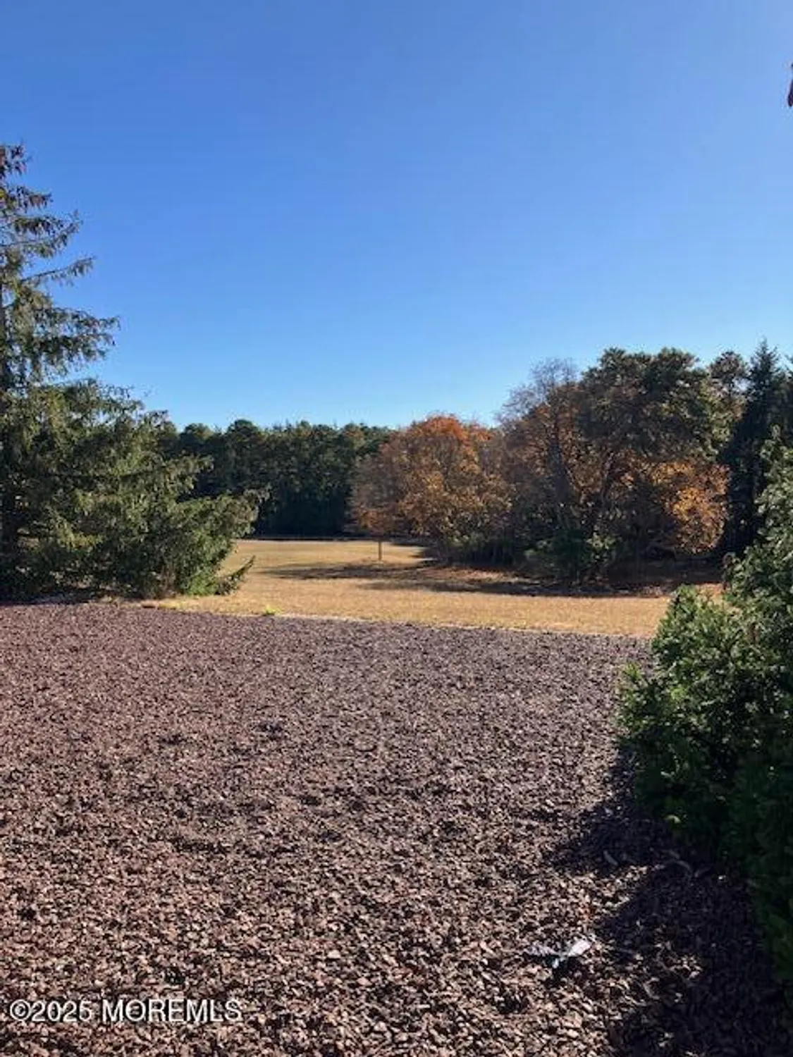 Property Slideshow image 5 of 17 | 5 shaw ct, Toms River, NJ, 08757