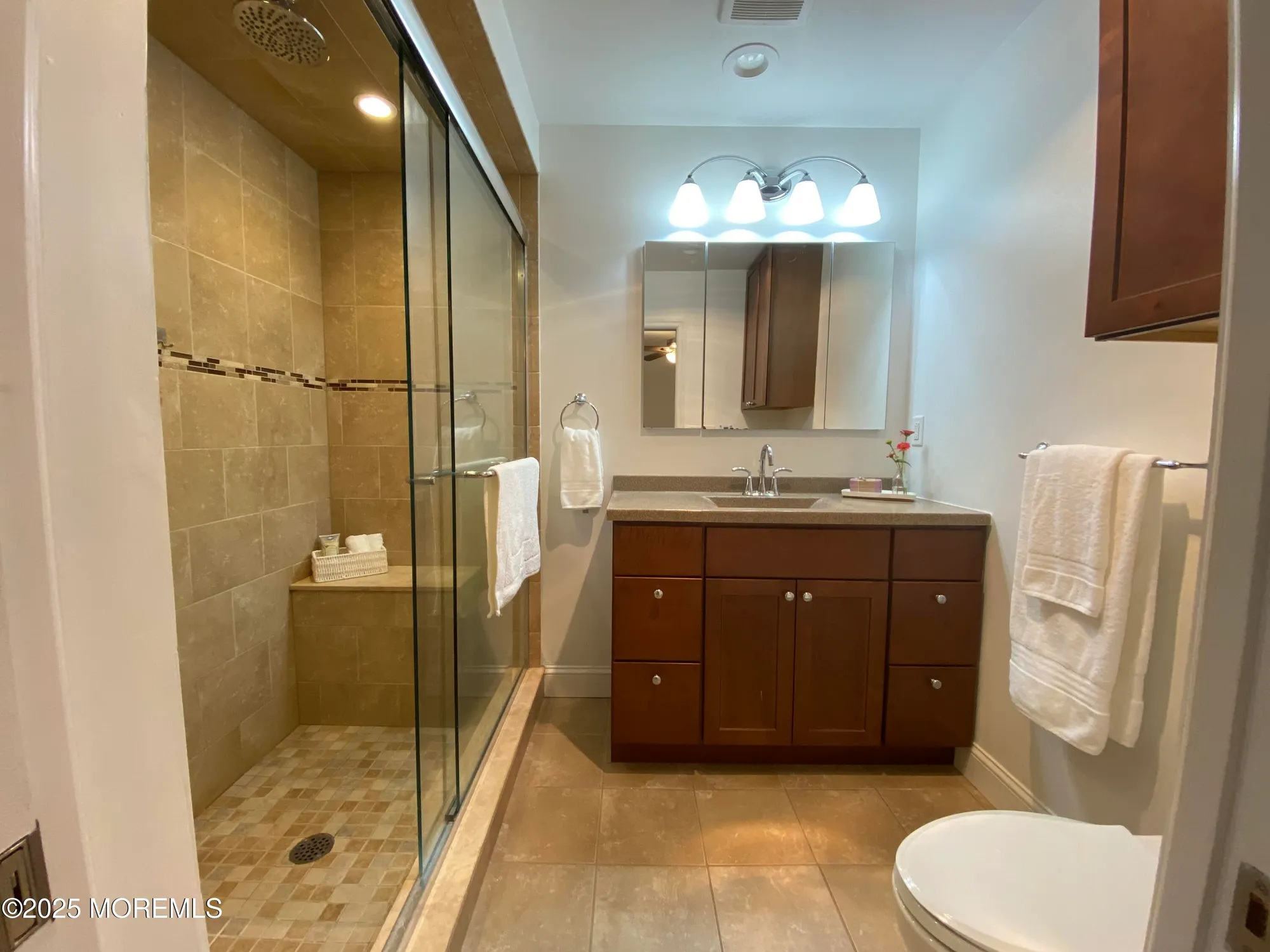 Property Slideshow image 14 of 18 | 1815 mount everest ln, Toms River, NJ, 08753