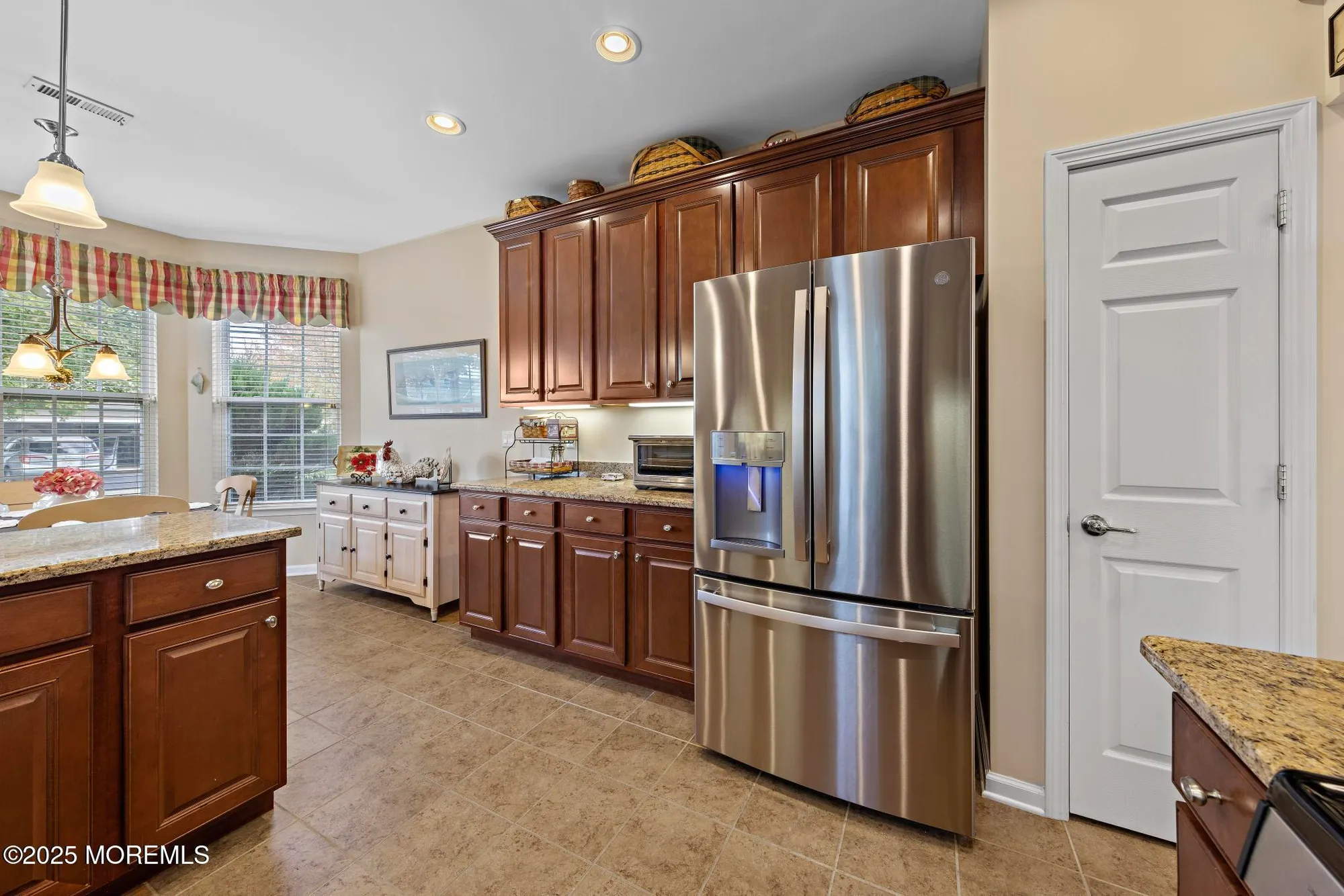 Property Slideshow image 17 of 55 | 11 woodview dr, Whiting, NJ, 08759