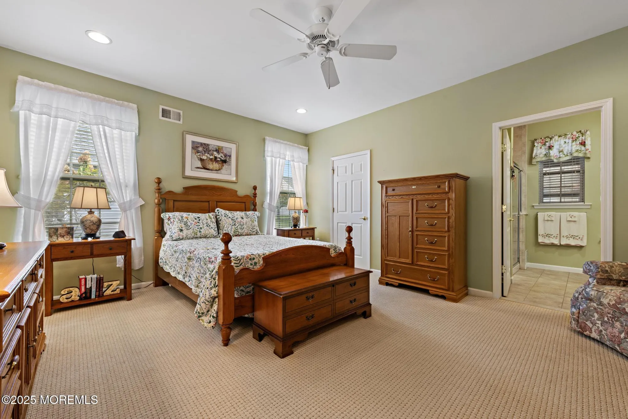 Property Slideshow image 20 of 55 | 11 woodview dr, Whiting, NJ, 08759