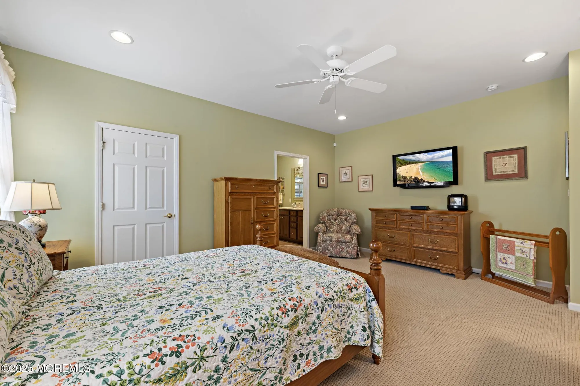 Property Slideshow image 21 of 55 | 11 woodview dr, Whiting, NJ, 08759