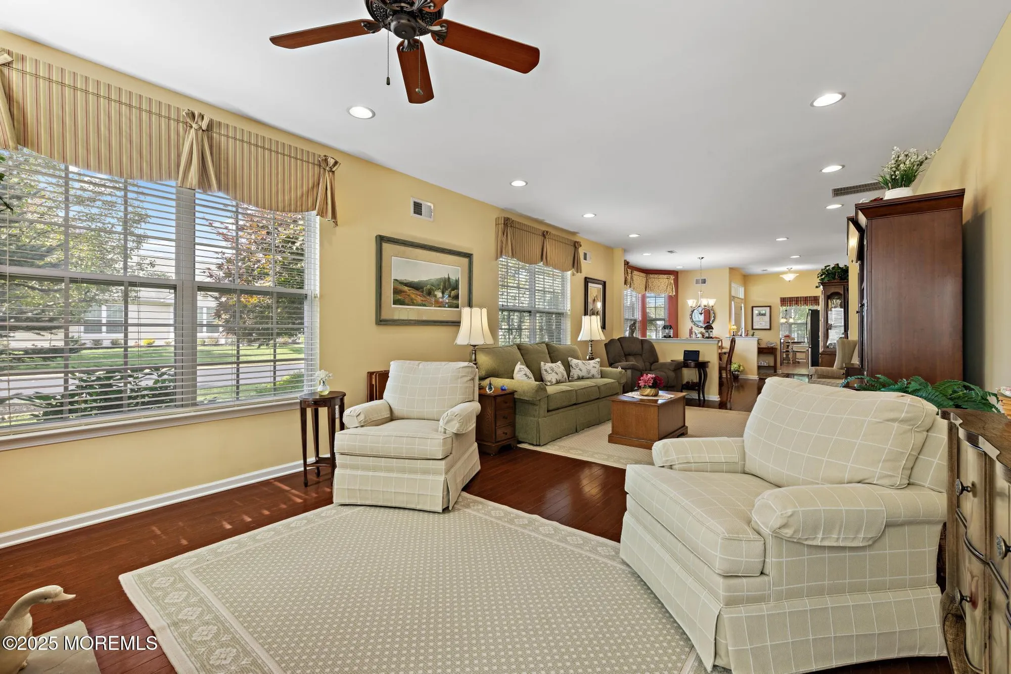 Property Slideshow image 10 of 55 | 11 woodview dr, Whiting, NJ, 08759