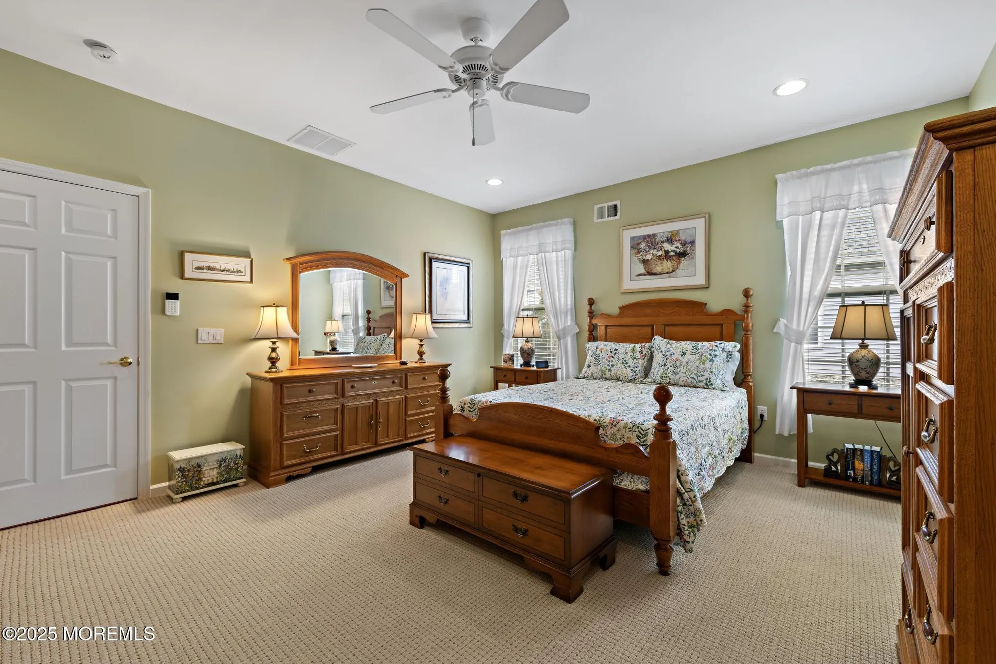 Property Slideshow image 22 of 55 | 11 woodview dr, Whiting, NJ, 08759