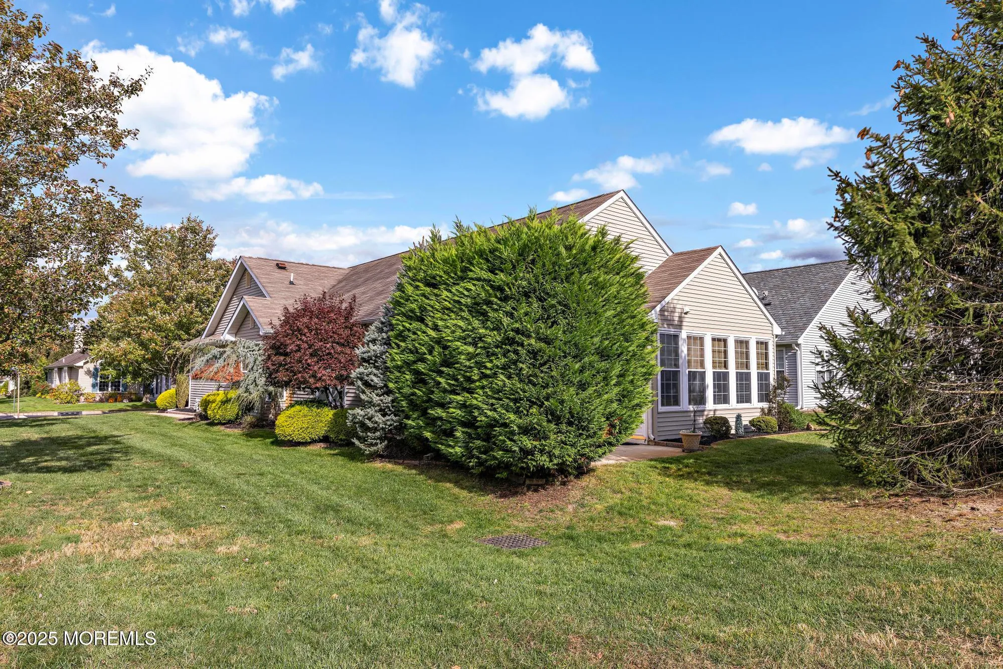 Property Slideshow image 34 of 55 | 11 woodview dr, Whiting, NJ, 08759