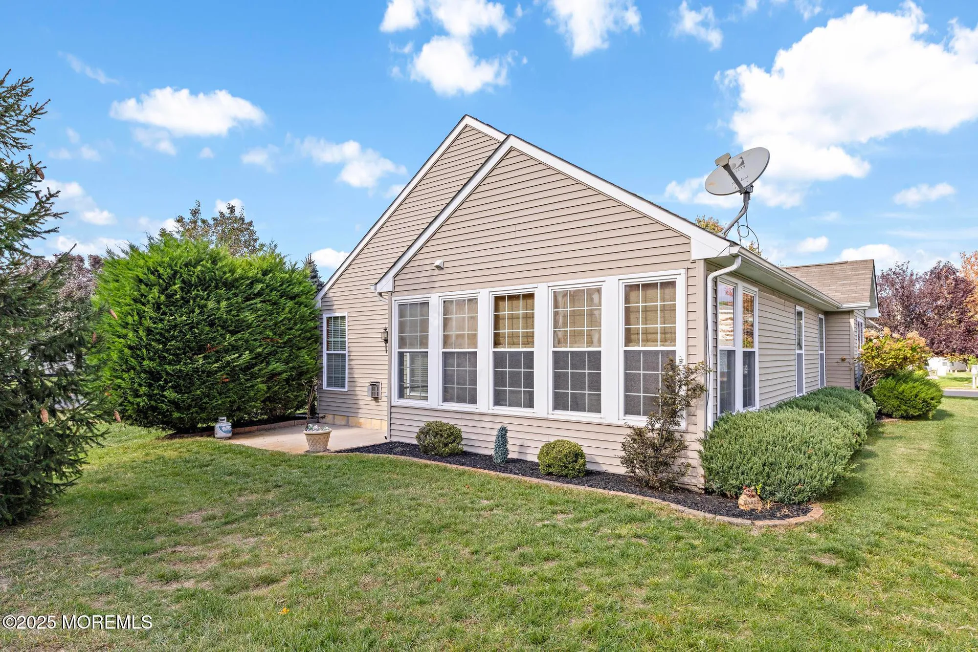 Property Slideshow image 35 of 55 | 11 woodview dr, Whiting, NJ, 08759