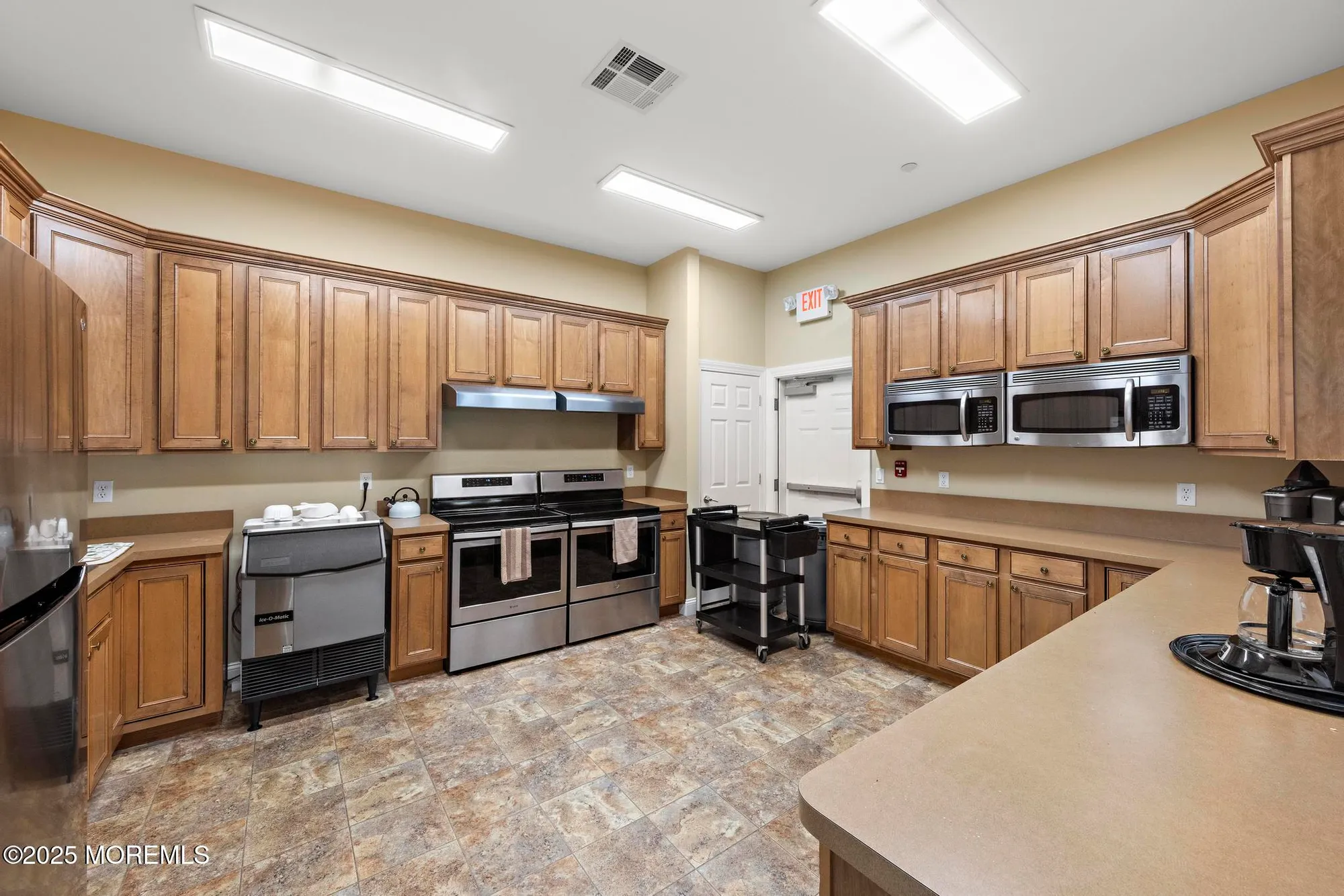 Property Slideshow image 46 of 55 | 11 woodview dr, Whiting, NJ, 08759