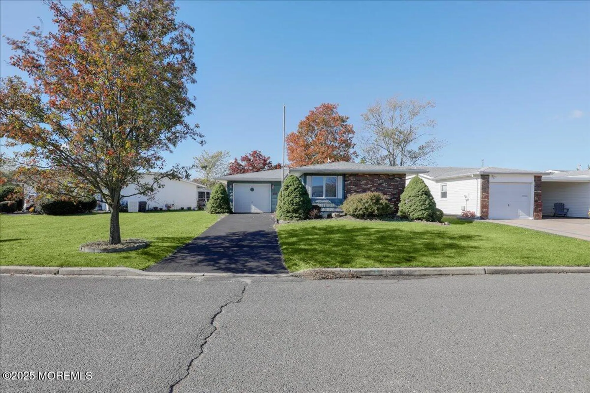 Property Slideshow image 4 of 43 | 12 lamb rd, Brick, NJ, 08724