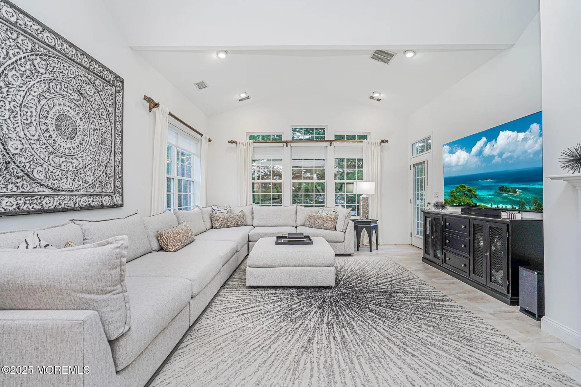 Property Slideshow image 11 of 41 | 165 huntington dr, Jackson, NJ, 08527