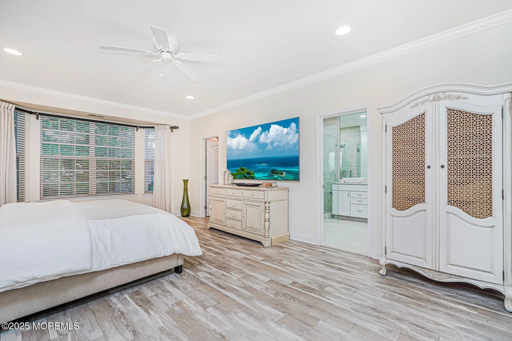 Property Slideshow image 17 of 41 | 165 huntington dr, Jackson, NJ, 08527