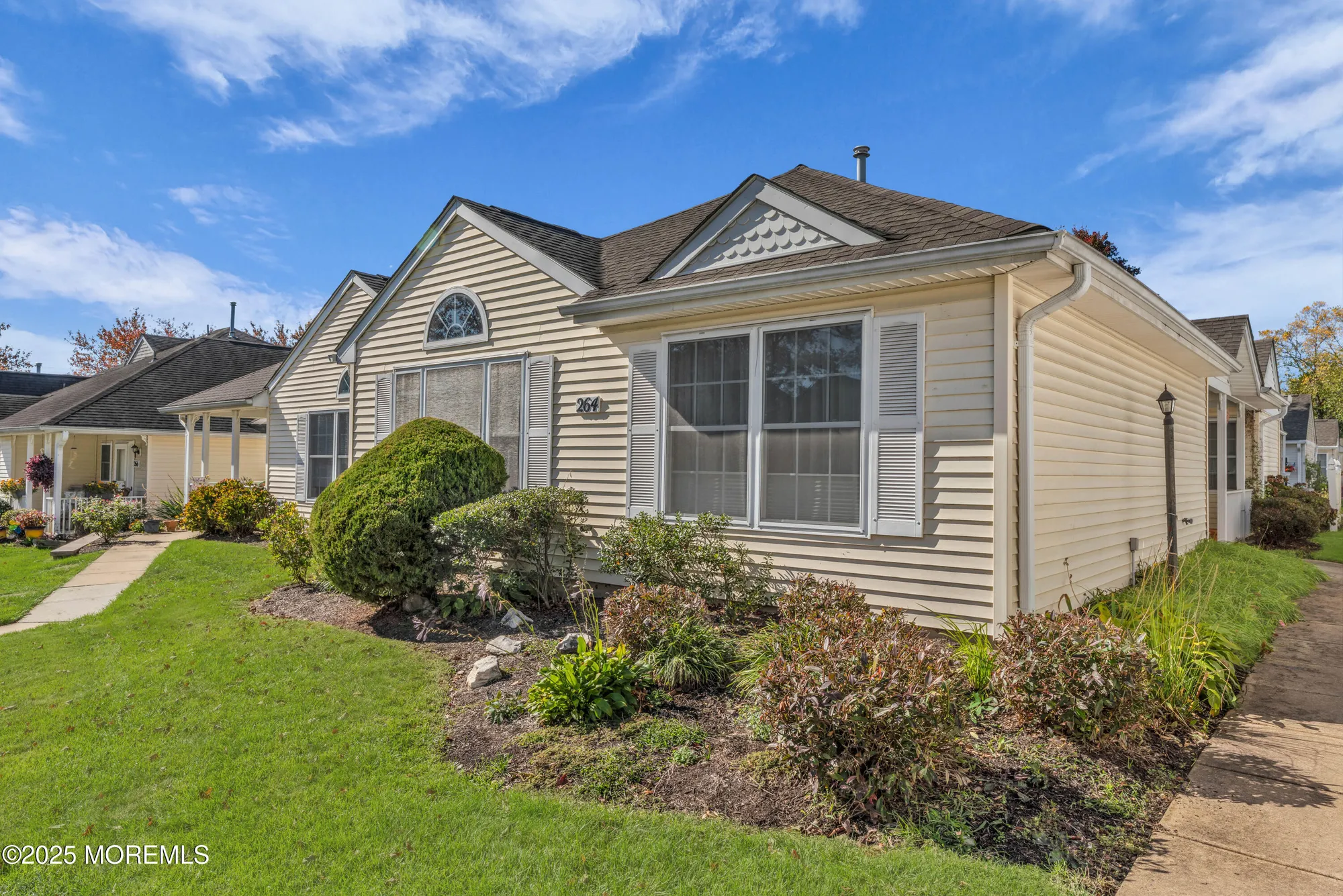 Property Slideshow image 1 of 20 | 264 nighthawk dr # 264, Monroe, NJ, 08831
