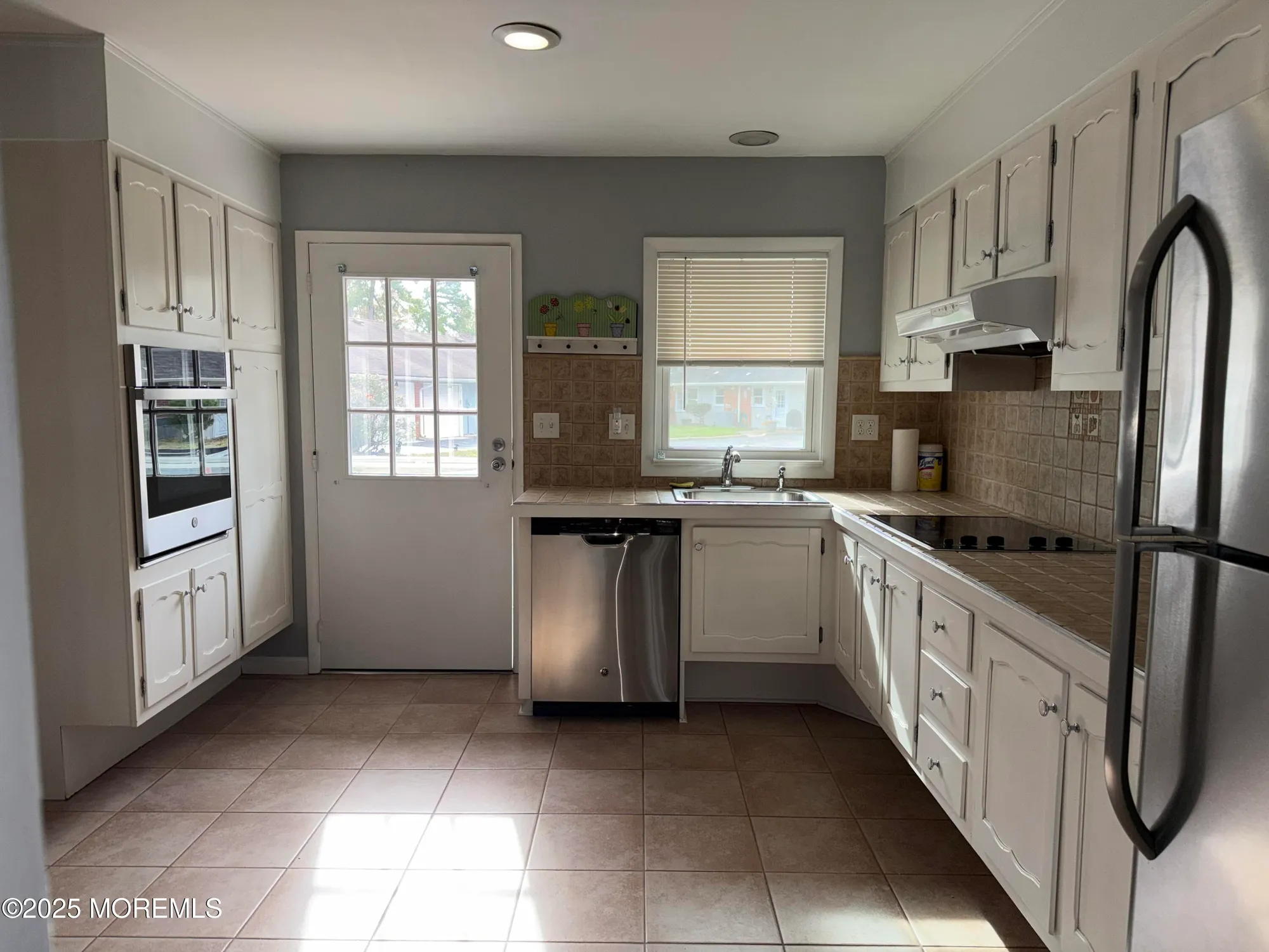 Property Slideshow image 3 of 19 | 664d plymouth dr, Lakewood, NJ, 08701