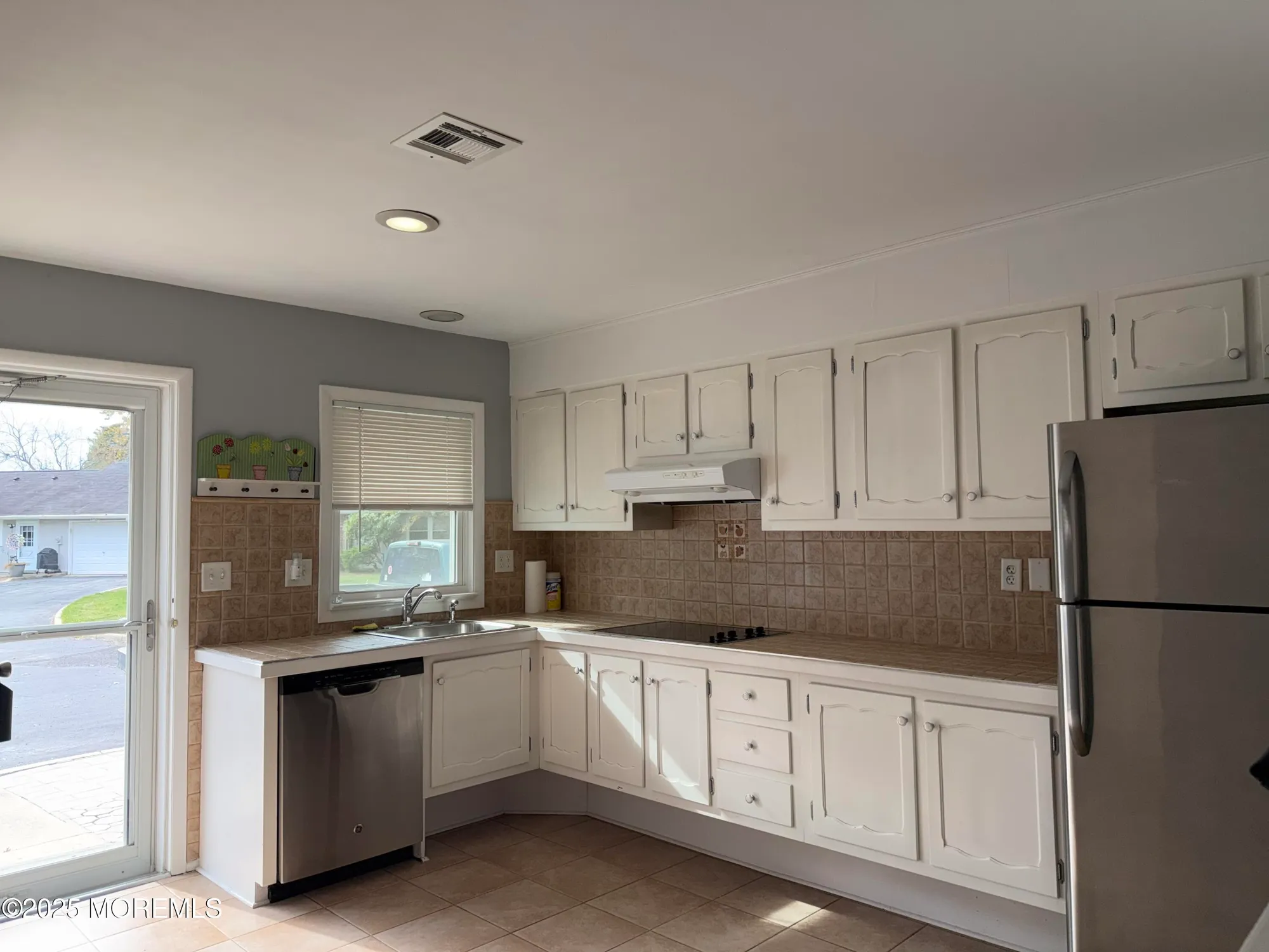 Property Slideshow image 6 of 19 | 664d plymouth dr, Lakewood, NJ, 08701