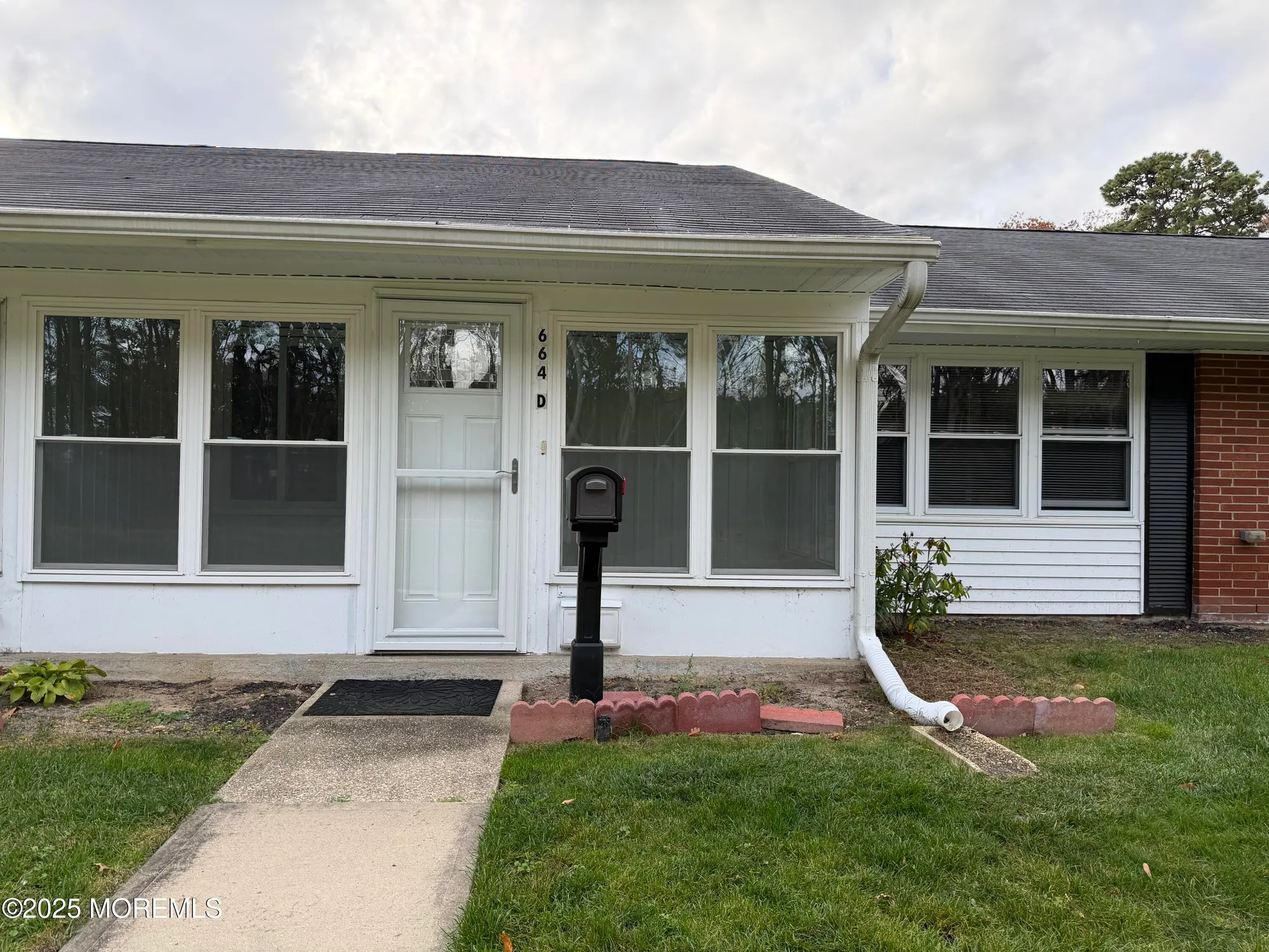 Property Slideshow image 2 of 19 | 664d plymouth dr, Lakewood, NJ, 08701