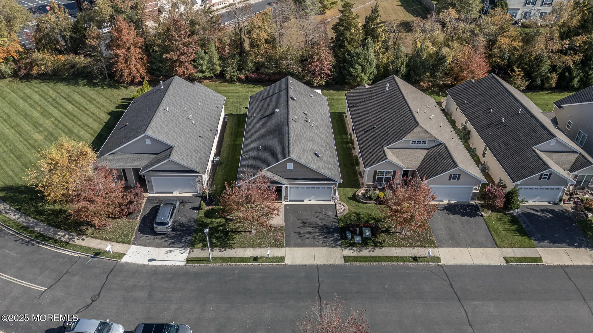 Property Slideshow image 37 of 46 | 72 kingston dr, Jackson, NJ, 08527