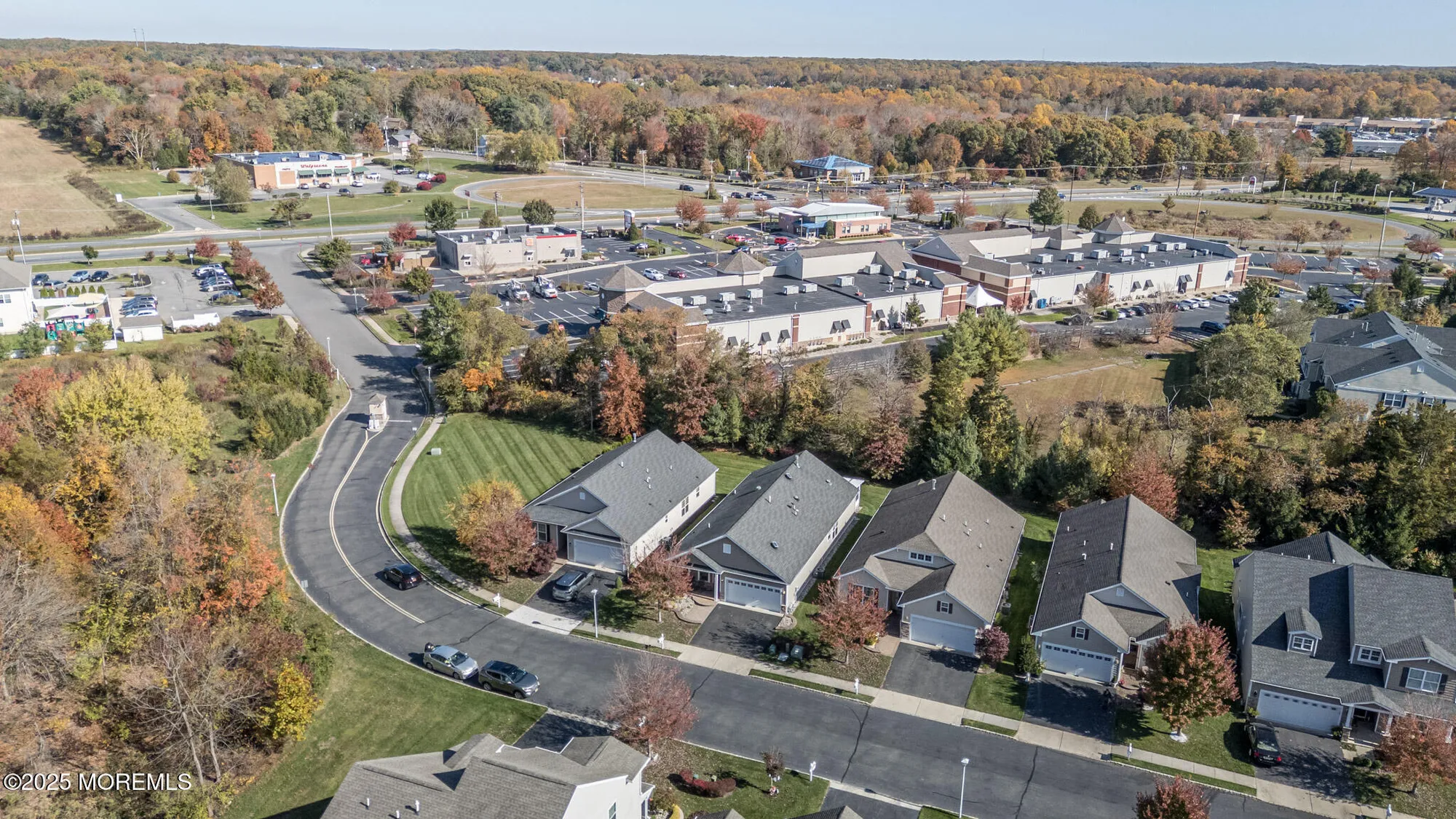 Property Slideshow image 42 of 46 | 72 kingston dr, Jackson, NJ, 08527