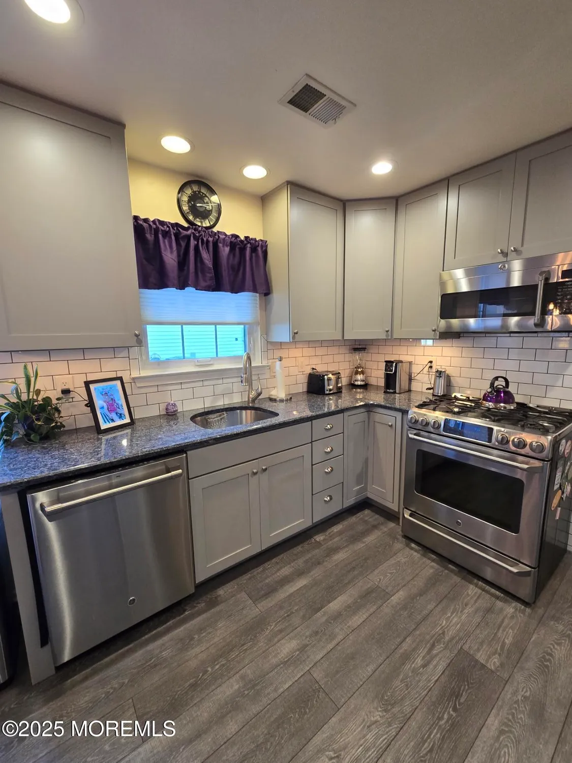 Property Slideshow image 15 of 50 | 2674 rockport ln, Toms River, NJ, 08755