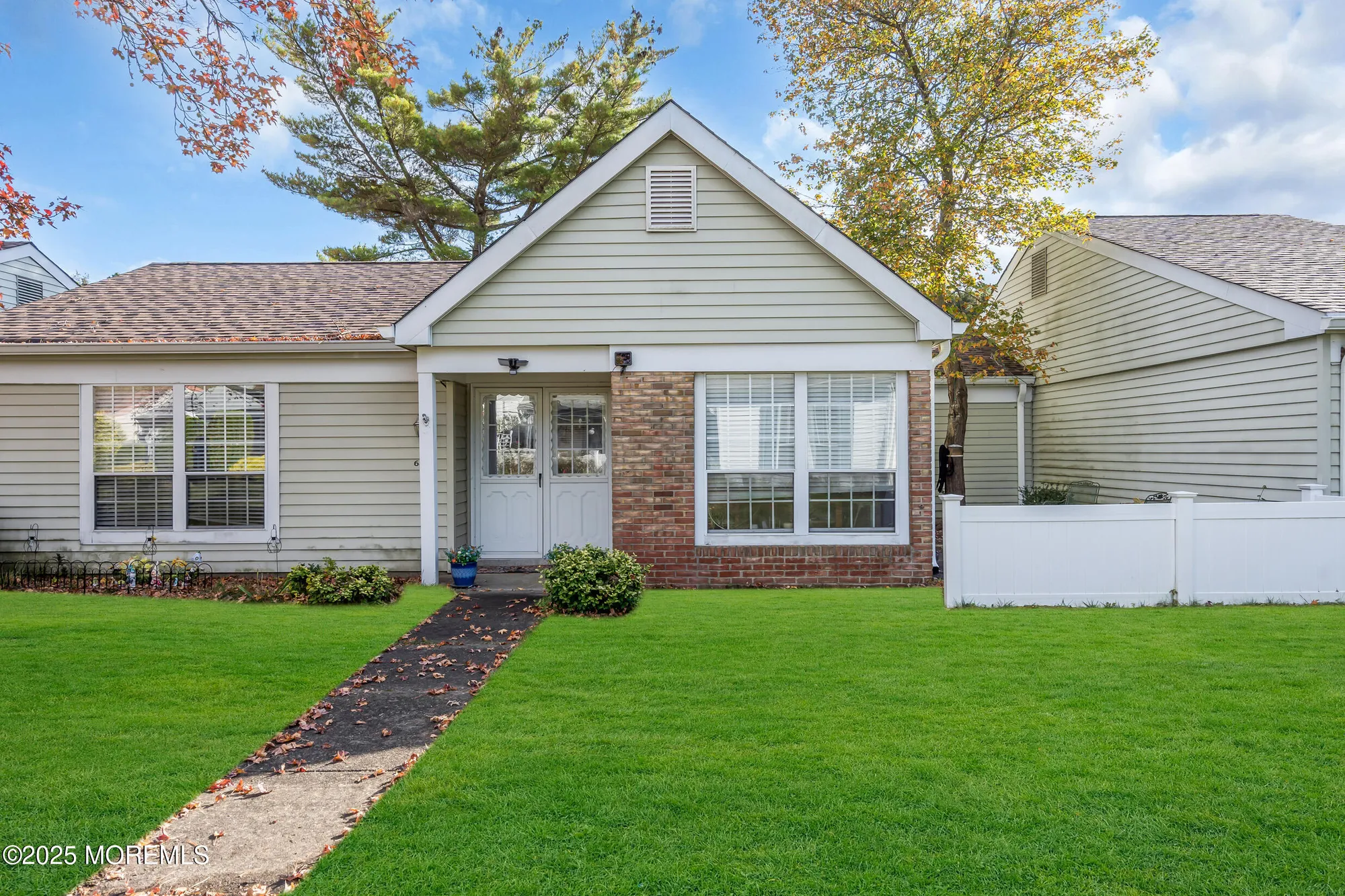 Property Slideshow image 7 of 58 | 638b finchley ct, Manchester, NJ, 08759