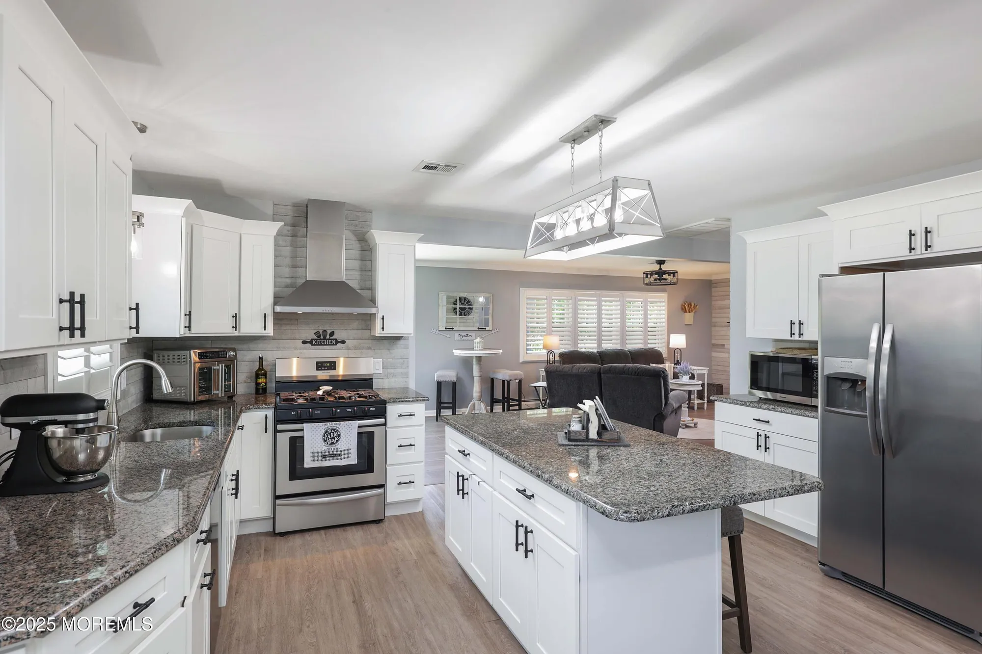 Property Slideshow image 12 of 40 | 38 saint david dr, Toms River, NJ, 08757