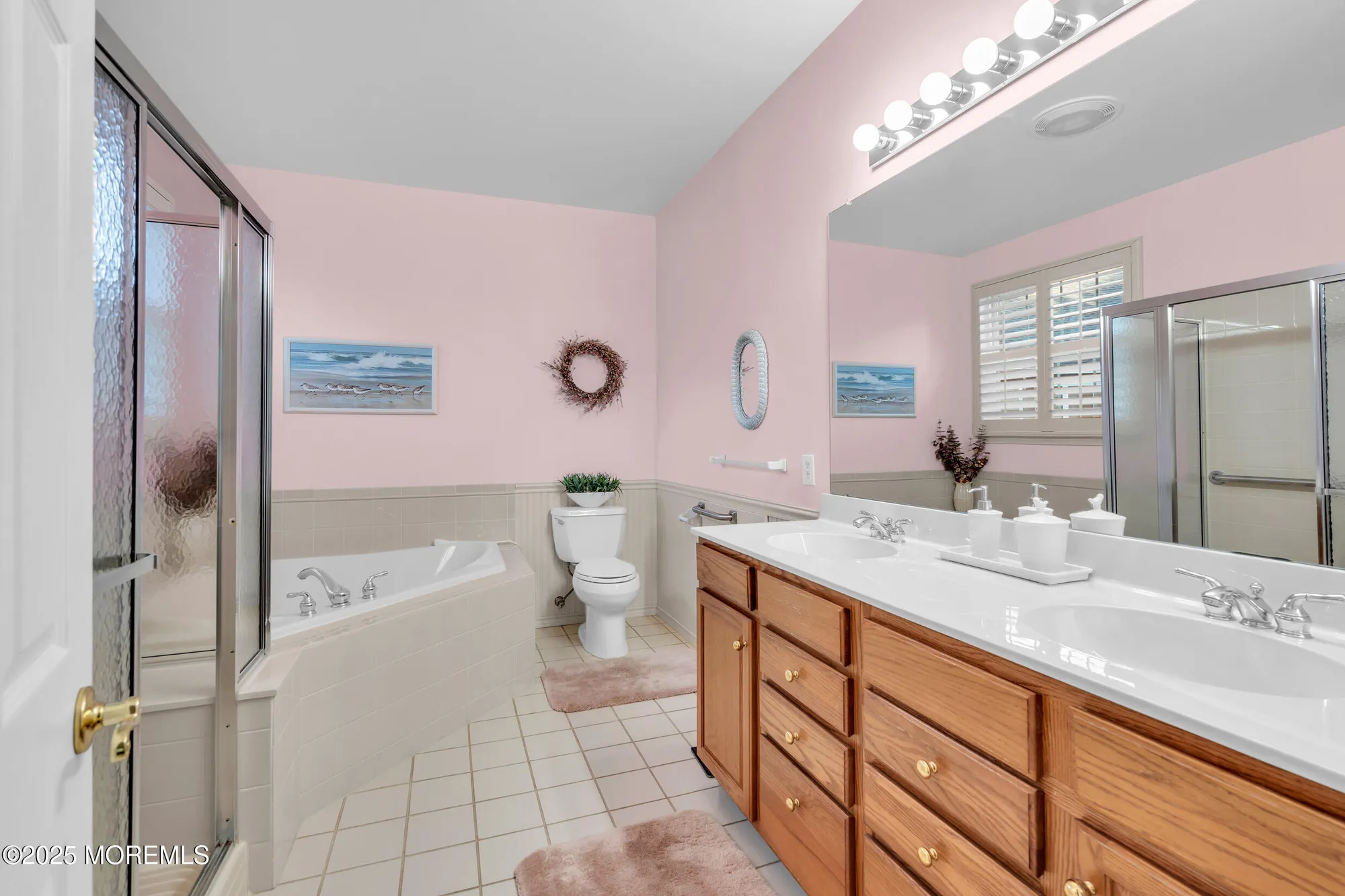Property Slideshow image 24 of 54 | 19 windy reef ct, Barnegat, NJ, 08005