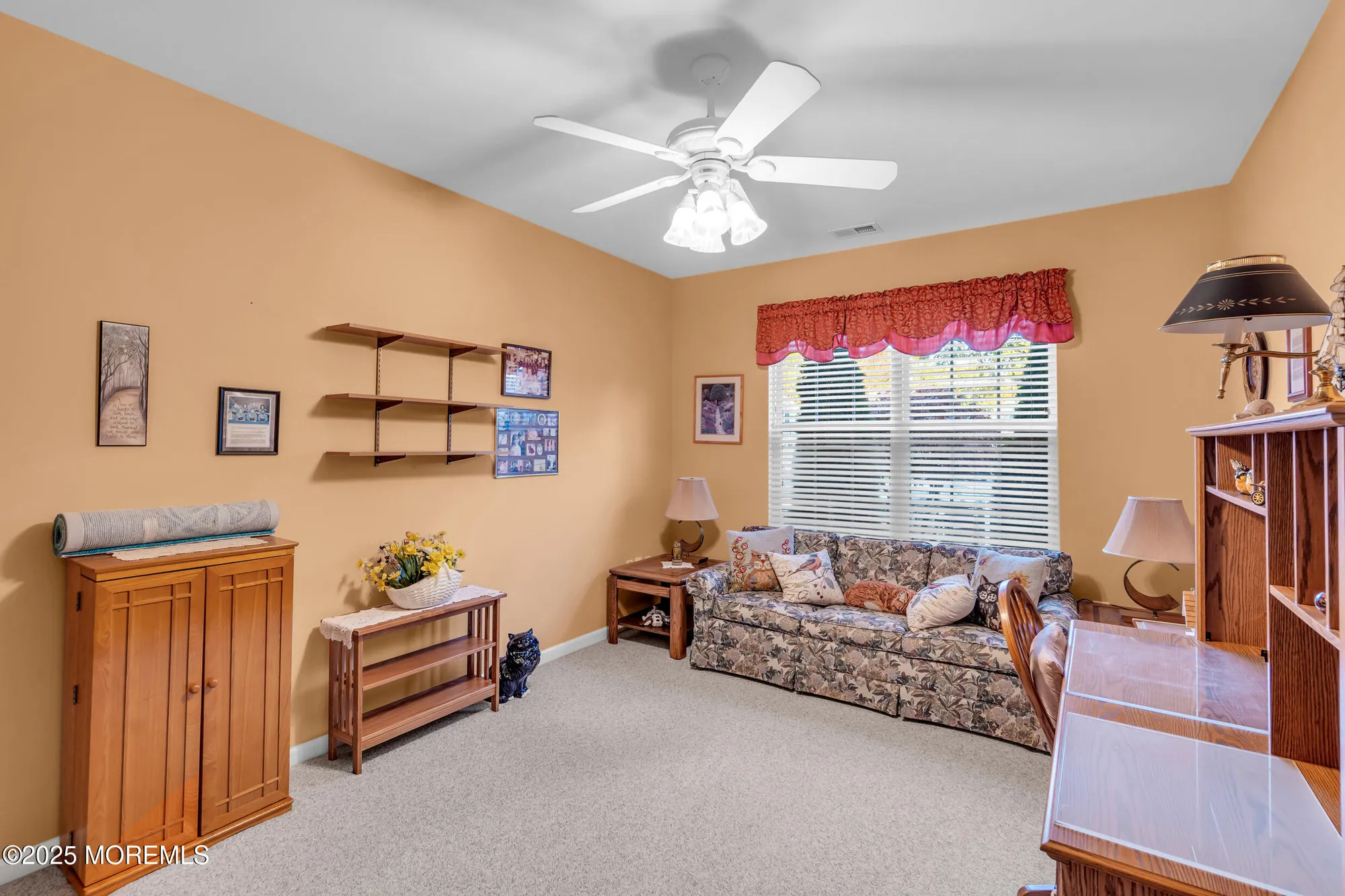 Property Slideshow image 19 of 54 | 19 windy reef ct, Barnegat, NJ, 08005