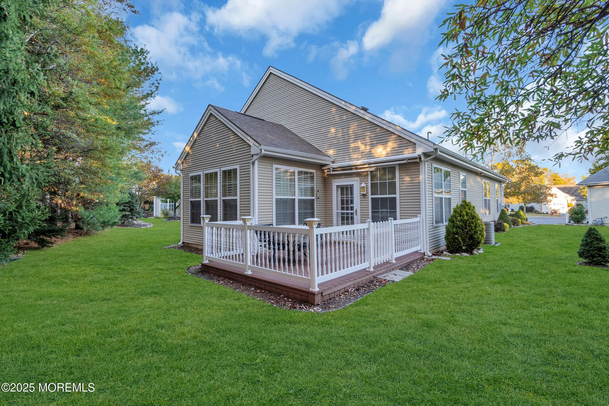 Property Slideshow image 32 of 54 | 19 windy reef ct, Barnegat, NJ, 08005