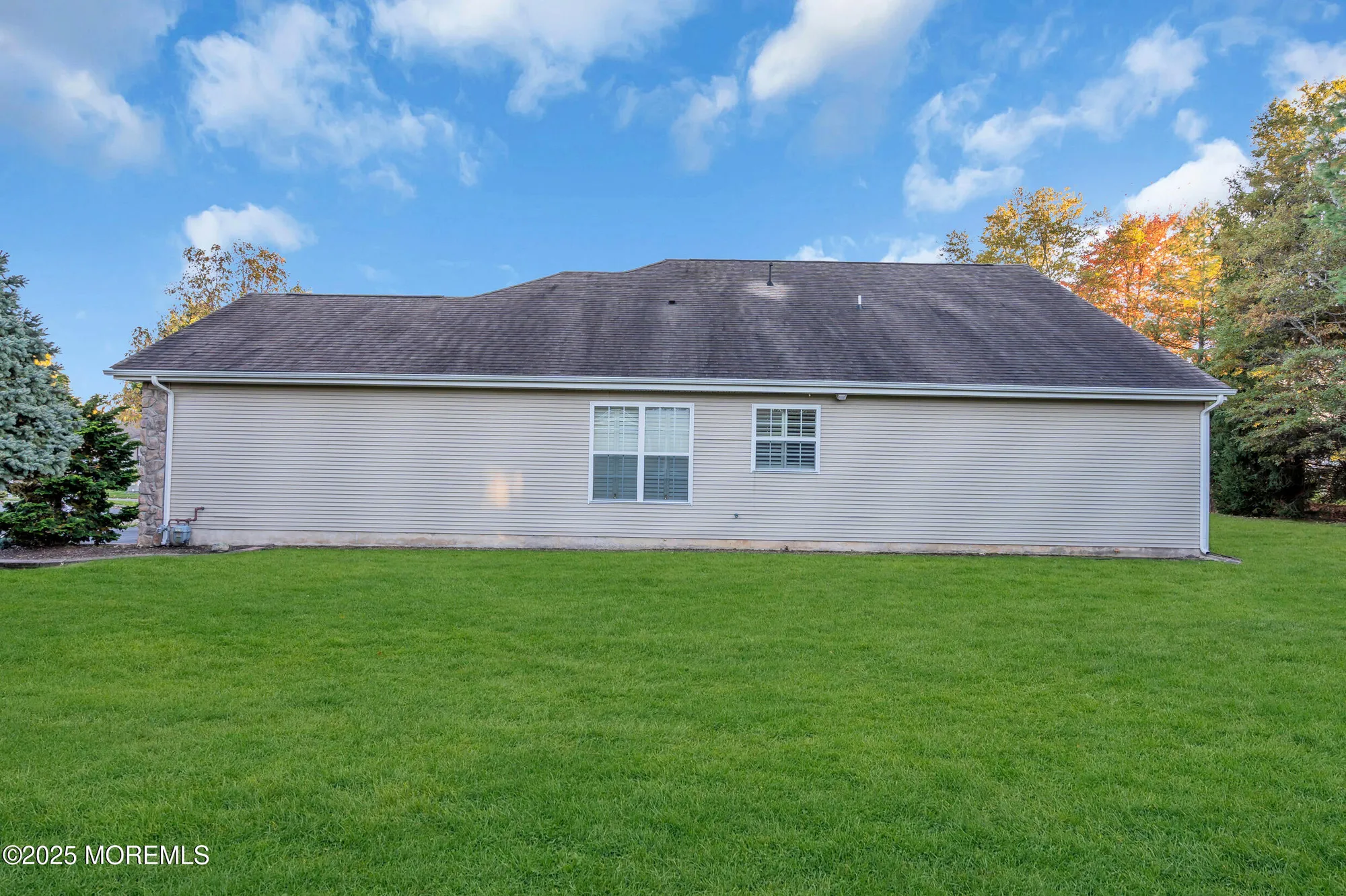 Property Slideshow image 33 of 54 | 19 windy reef ct, Barnegat, NJ, 08005