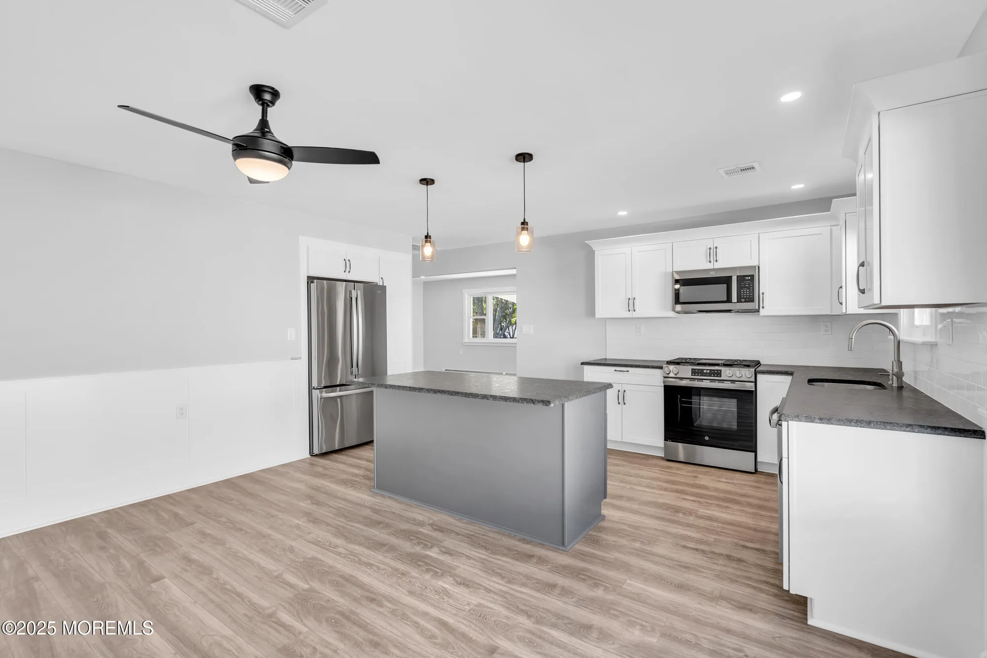 Property Slideshow image 10 of 24 | 249 barbados dr, Toms River, NJ, 08757