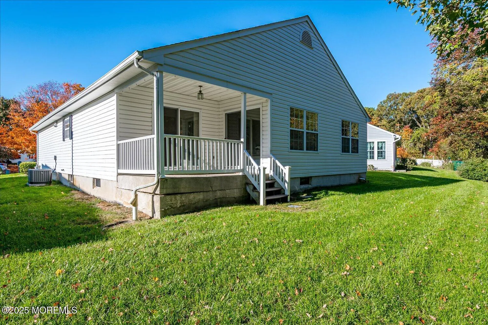 Property Slideshow image 38 of 47 | 36 sleepy hollow dr, Brick, NJ, 08724