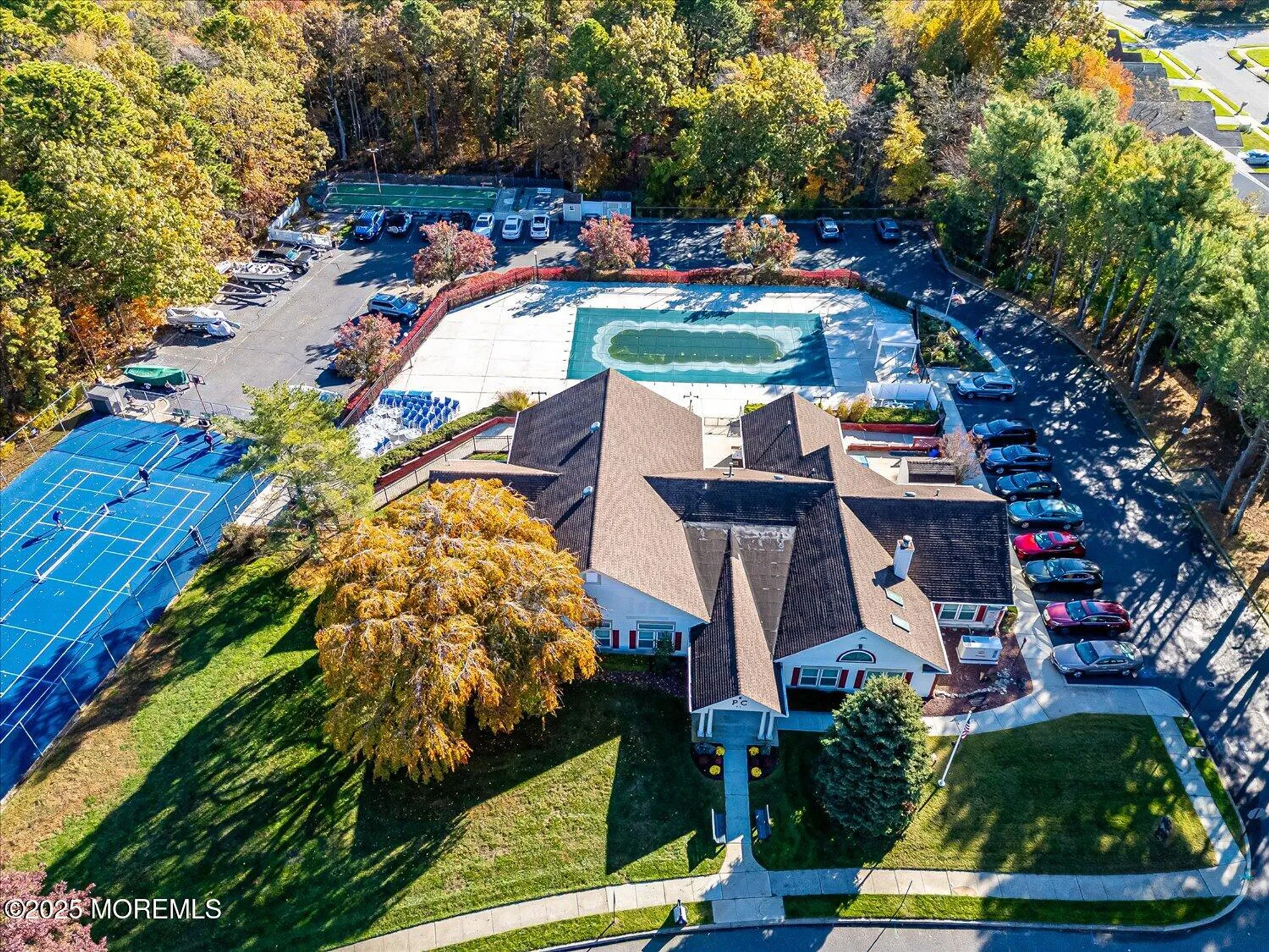 Property Slideshow image 43 of 47 | 36 sleepy hollow dr, Brick, NJ, 08724