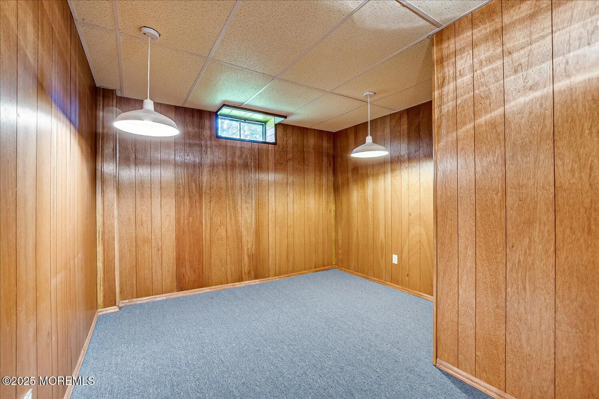 Property Slideshow image 36 of 47 | 36 sleepy hollow dr, Brick, NJ, 08724