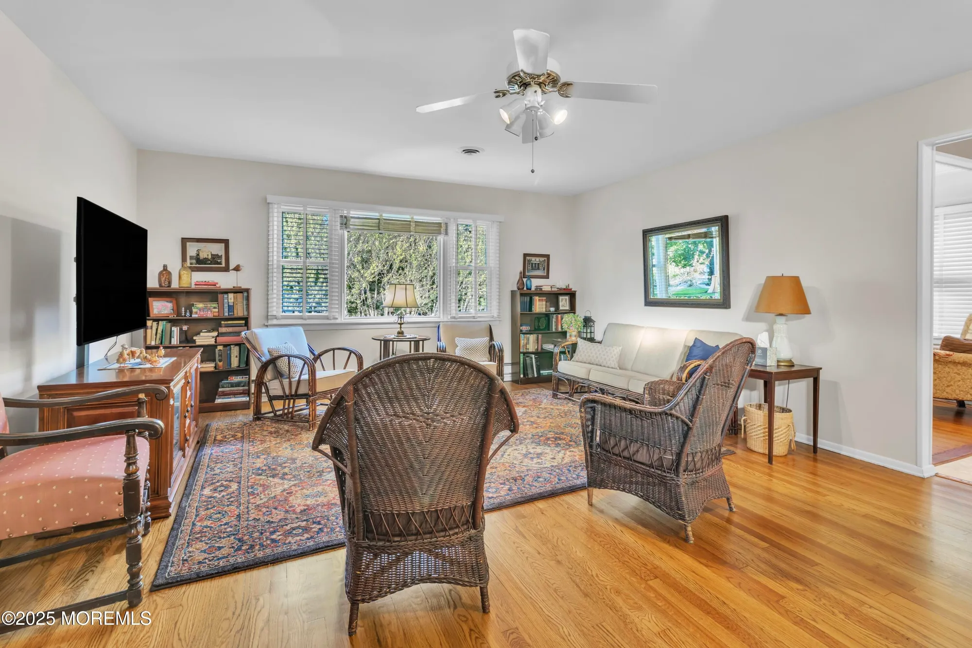 Property Slideshow image 4 of 42 | 1 york ct, Toms River, NJ, 08757